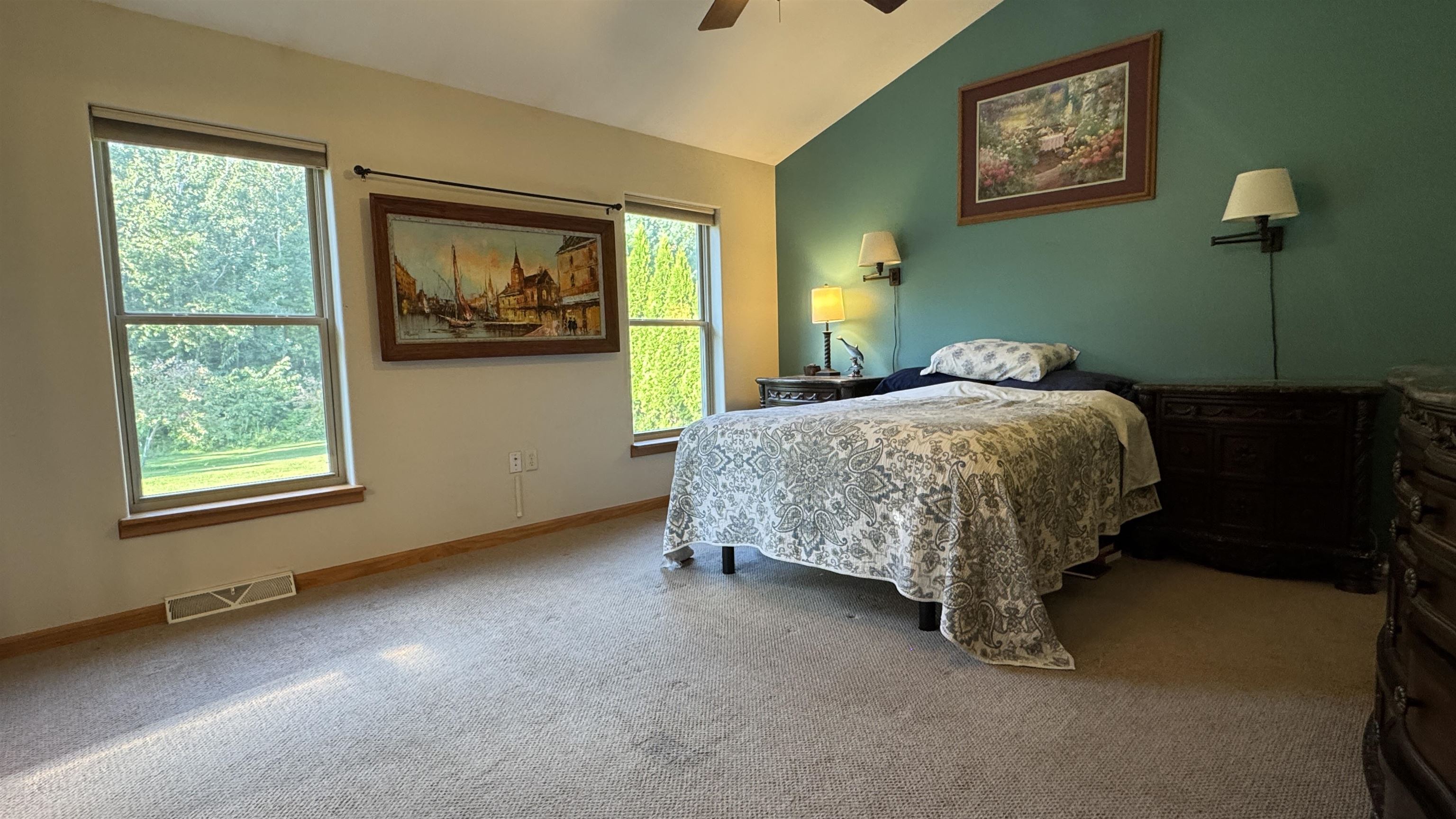 2520 Sussex Place Property Photo 14