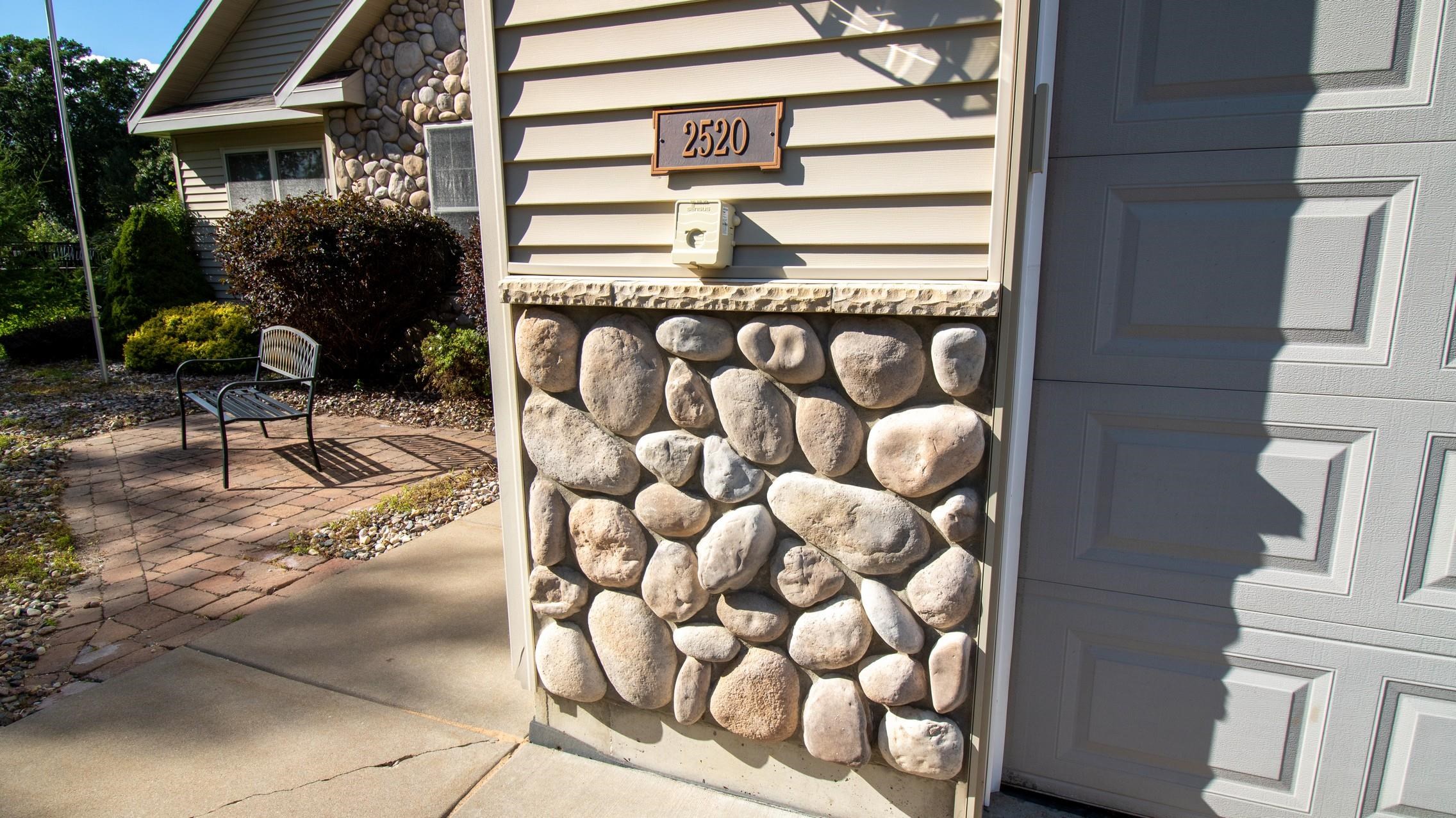 2520 Sussex Place Property Photo 40