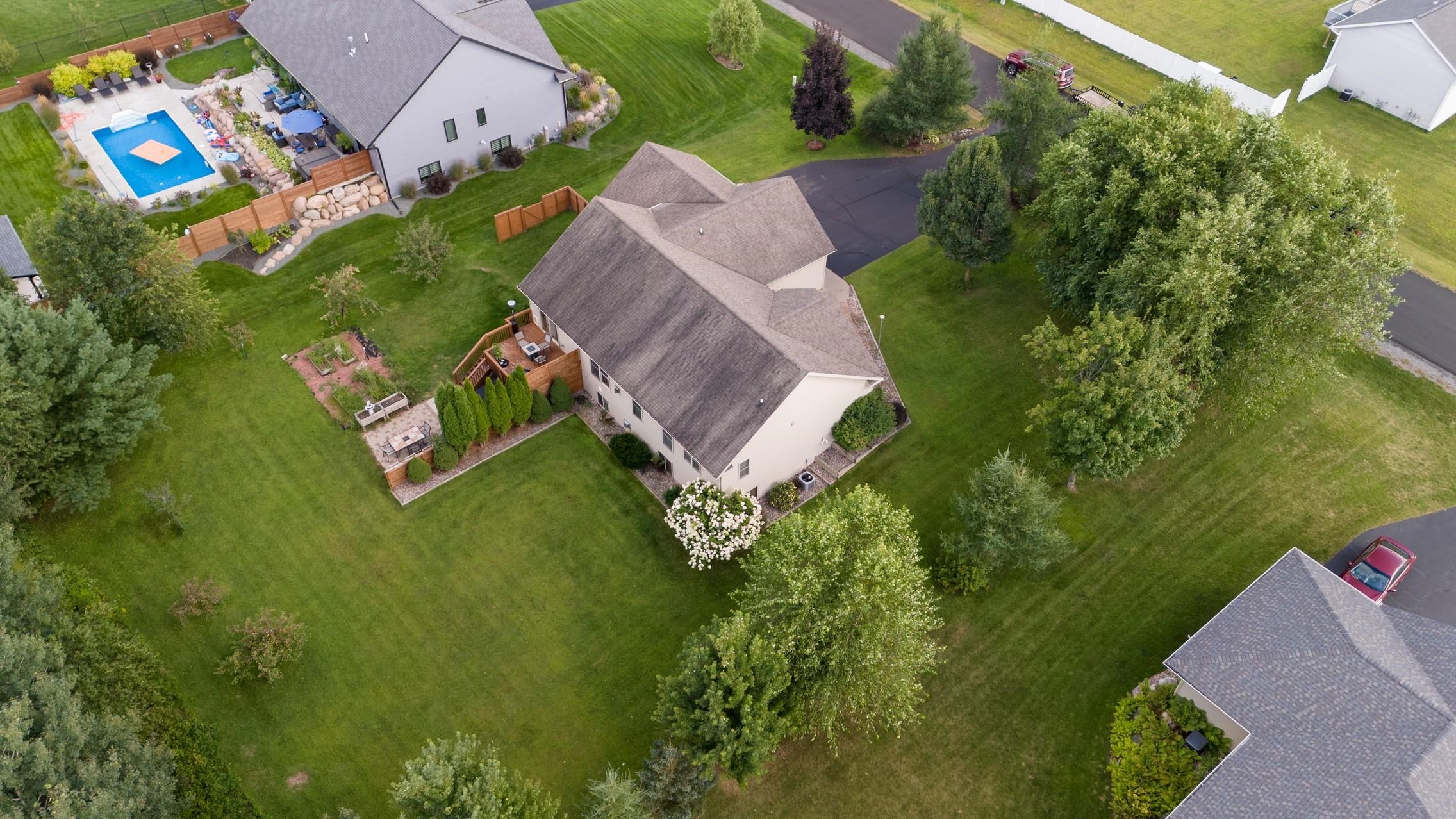 2520 Sussex Place Property Photo 47