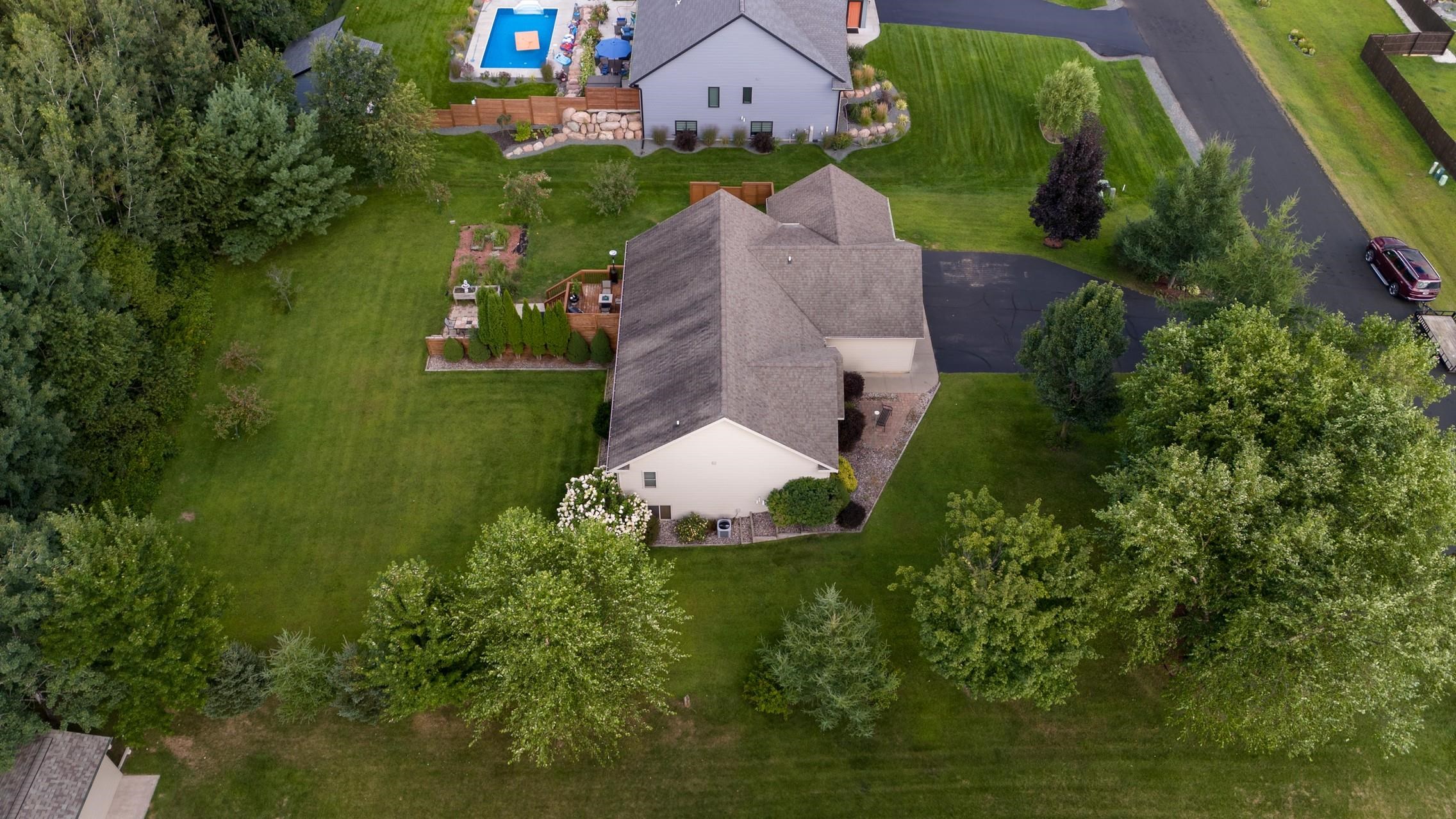 2520 Sussex Place Property Photo 48