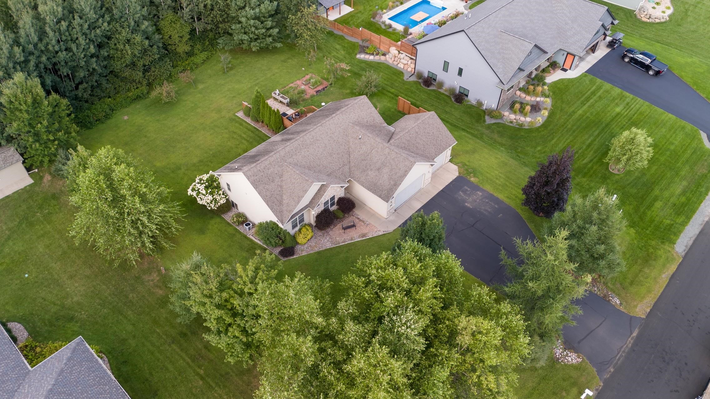 2520 Sussex Place Property Photo 49