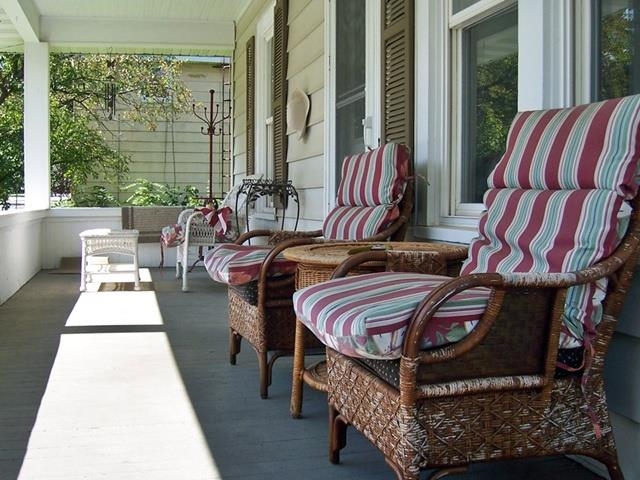 409 W 6th Street Property Photo 3