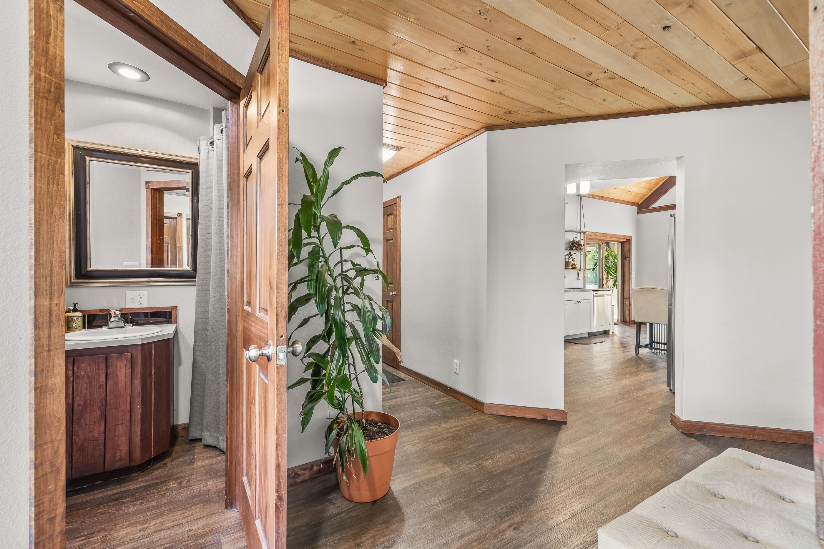 4340 Pine Road Property Photo 4