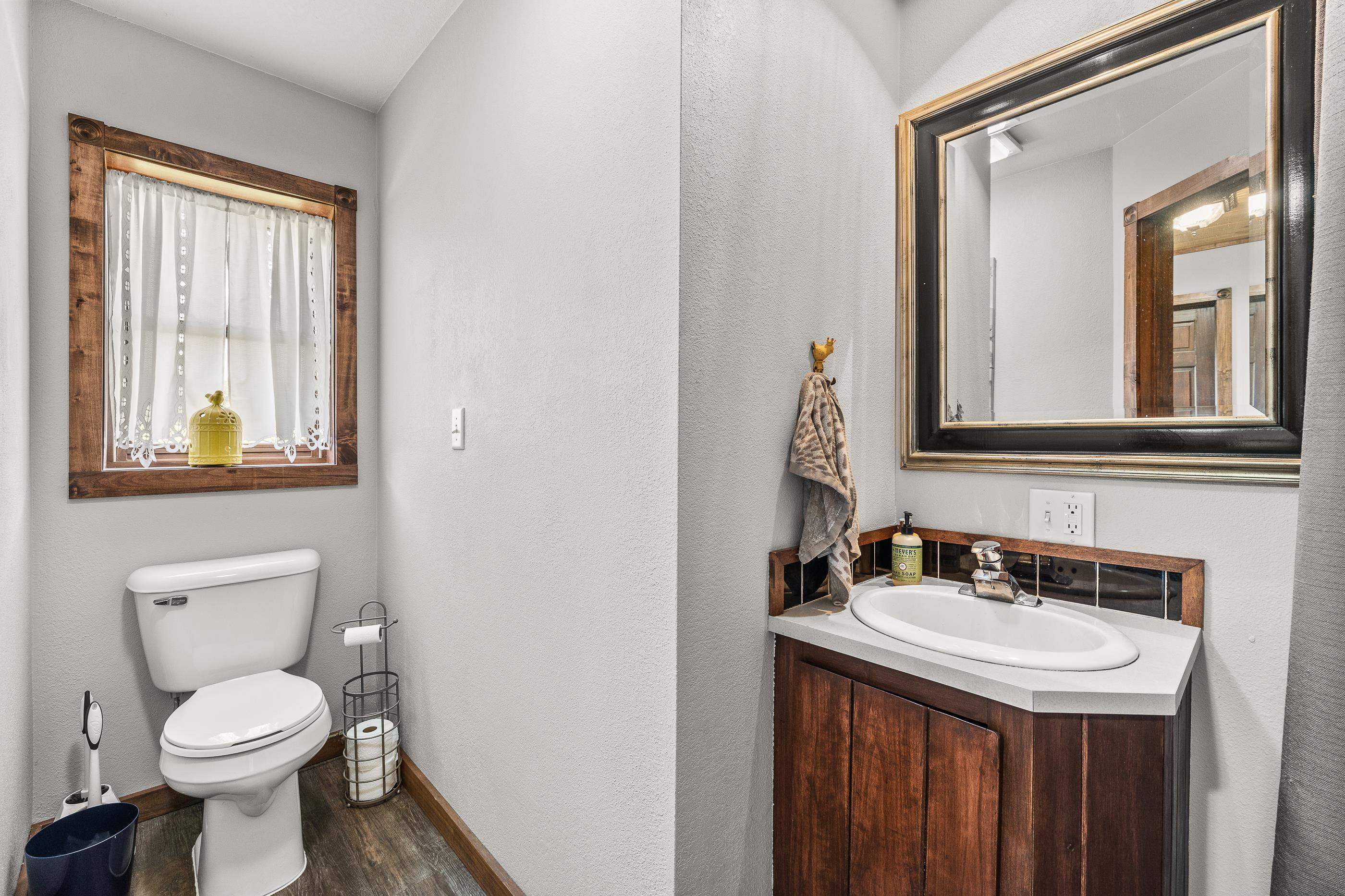 4340 Pine Road Property Photo 5