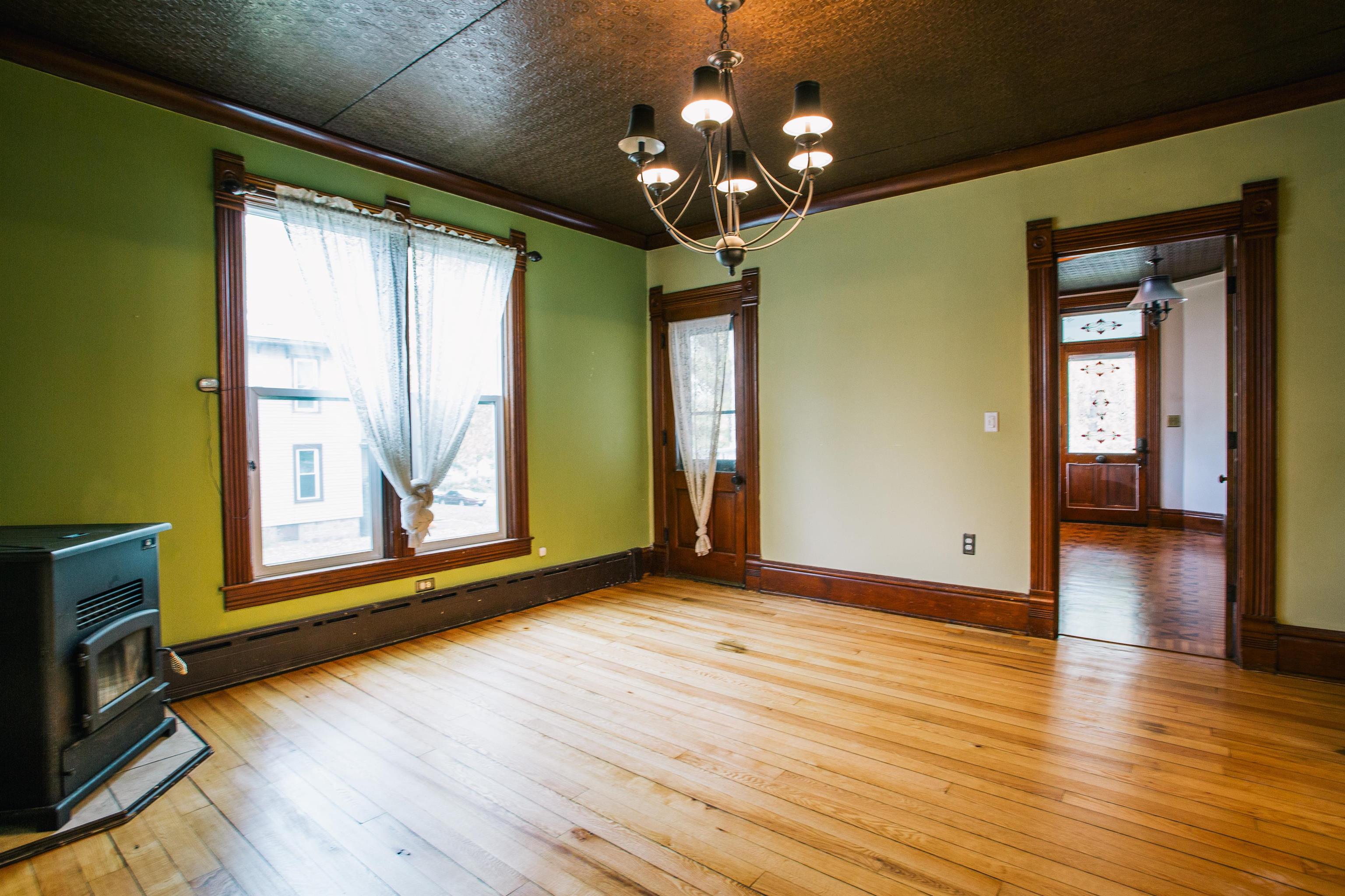 202 Clay Street Property Photo 18