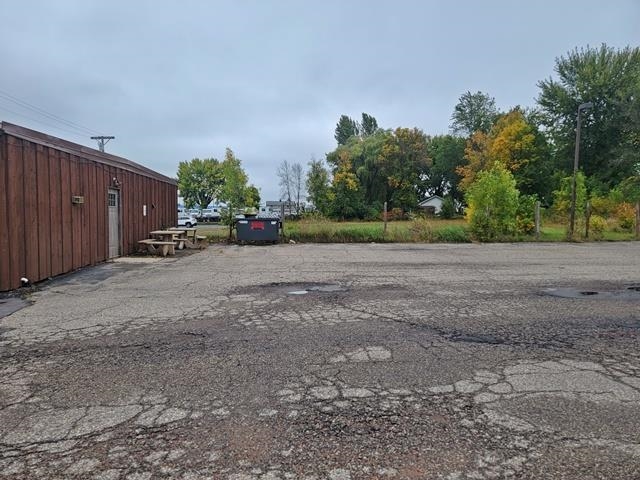 1905 S Central Avenue Property Photo 3