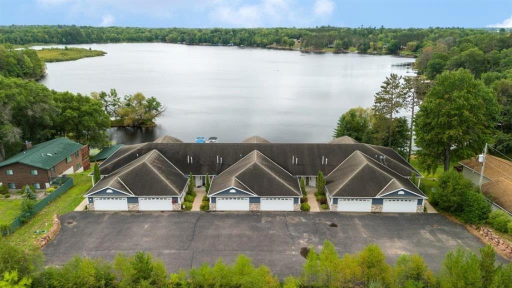 9811 Deer Trail Road Property Photo 4