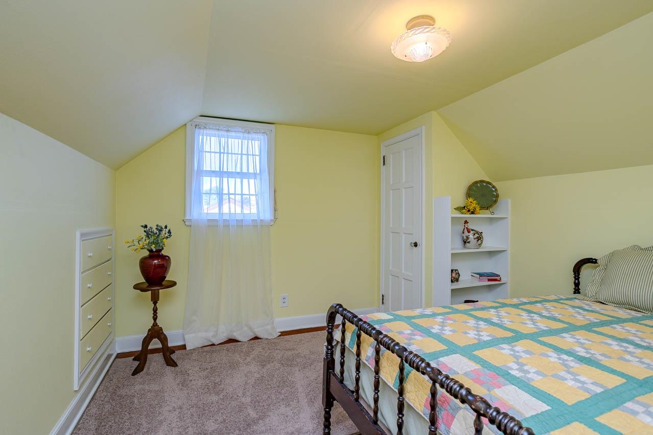 2314 Elmwood Boulevard Property Photo 28