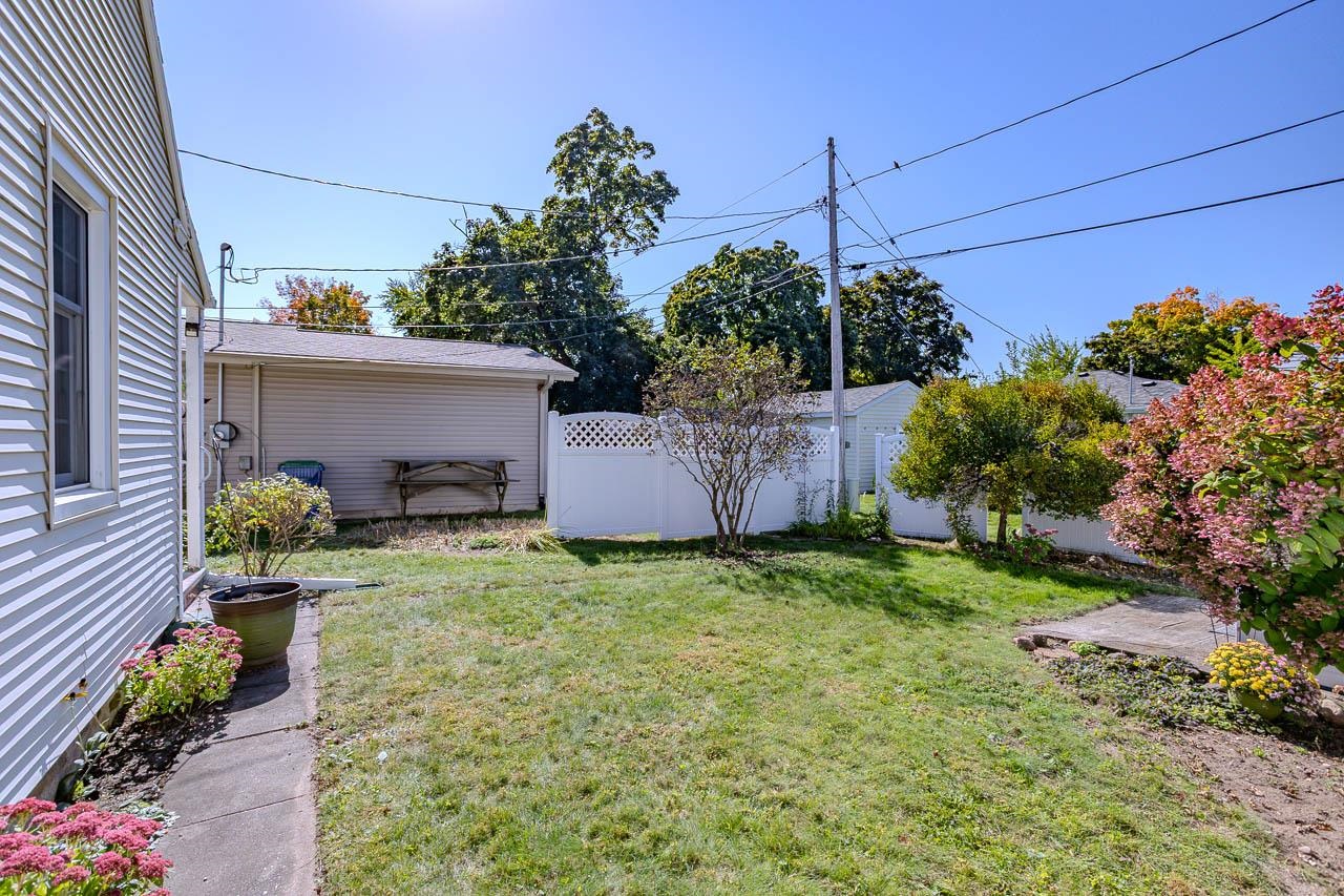 2314 Elmwood Boulevard Property Photo 38