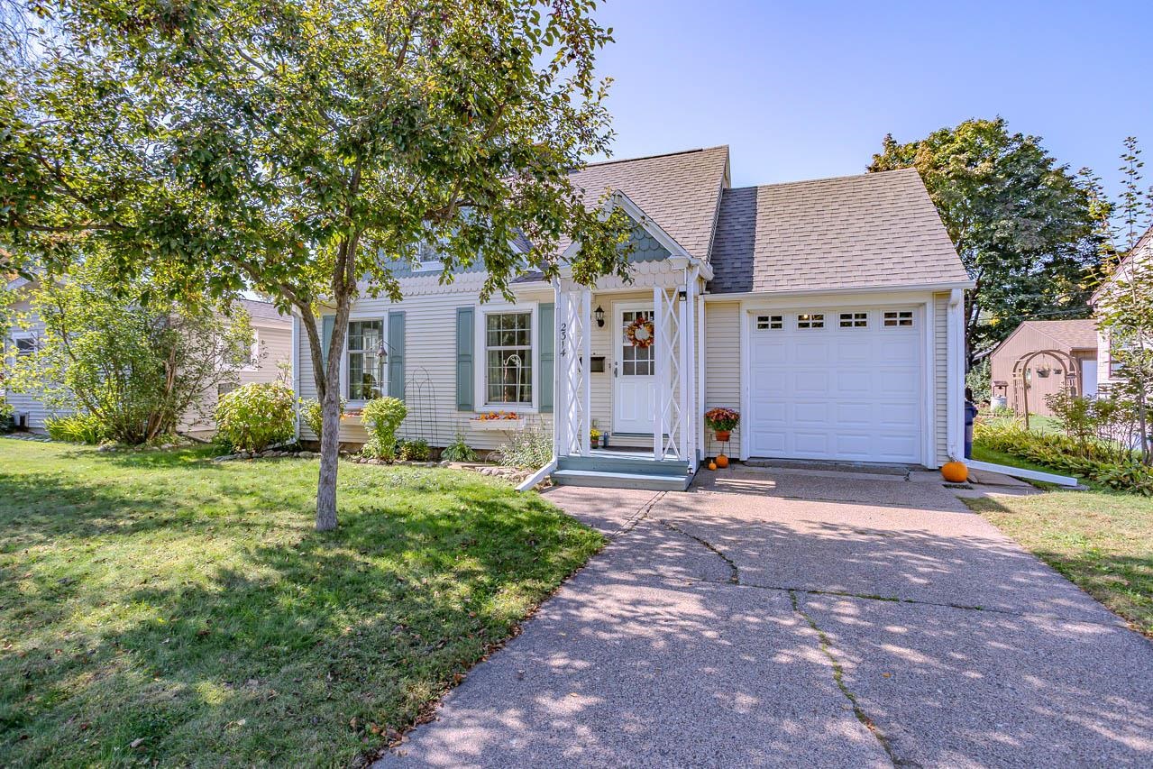 2314 Elmwood Boulevard Property Photo 55