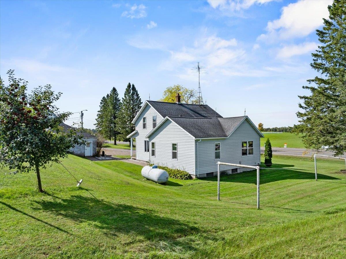 N6760 State Highway 13 Property Photo 42