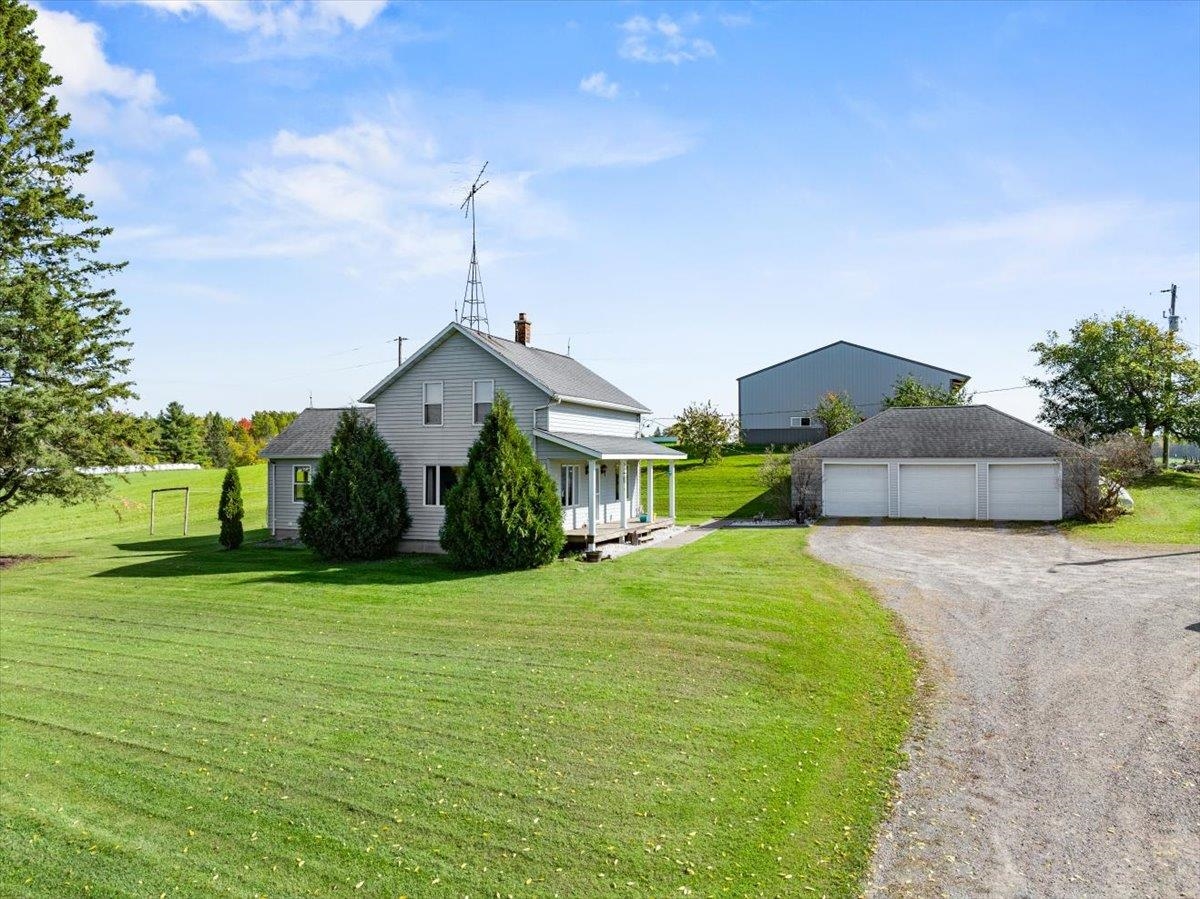 N6760 State Highway 13 Property Photo 43