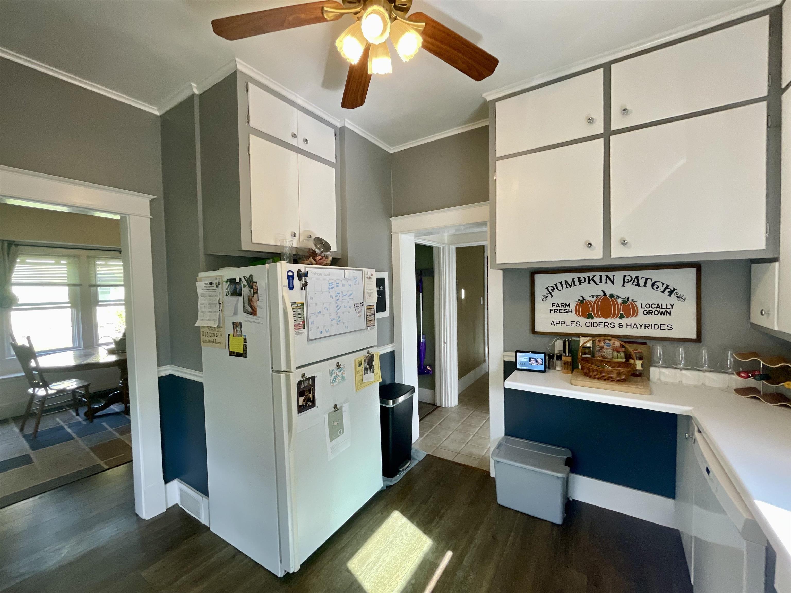 528 3rd Avenue South Property Photo 6