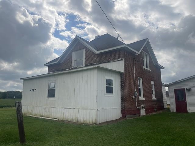 4257 Maple Road Property Photo 2