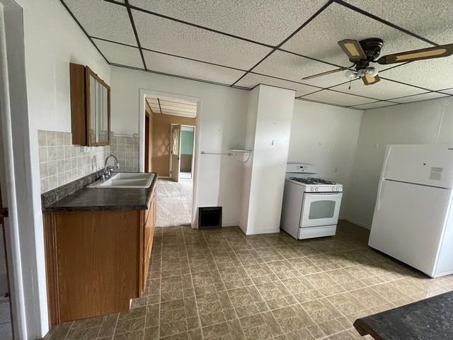 4257 Maple Road Property Photo 6