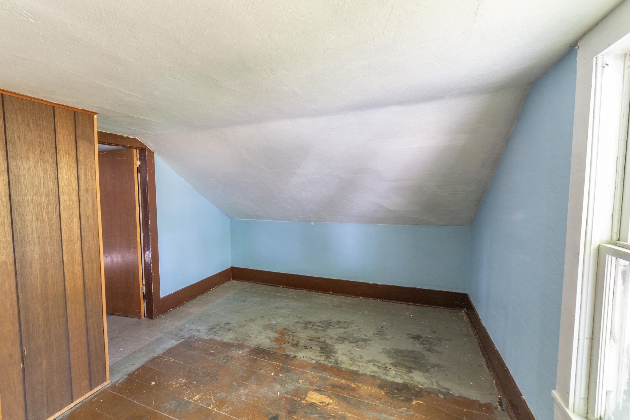 310 N Maple Avenue Property Photo 31