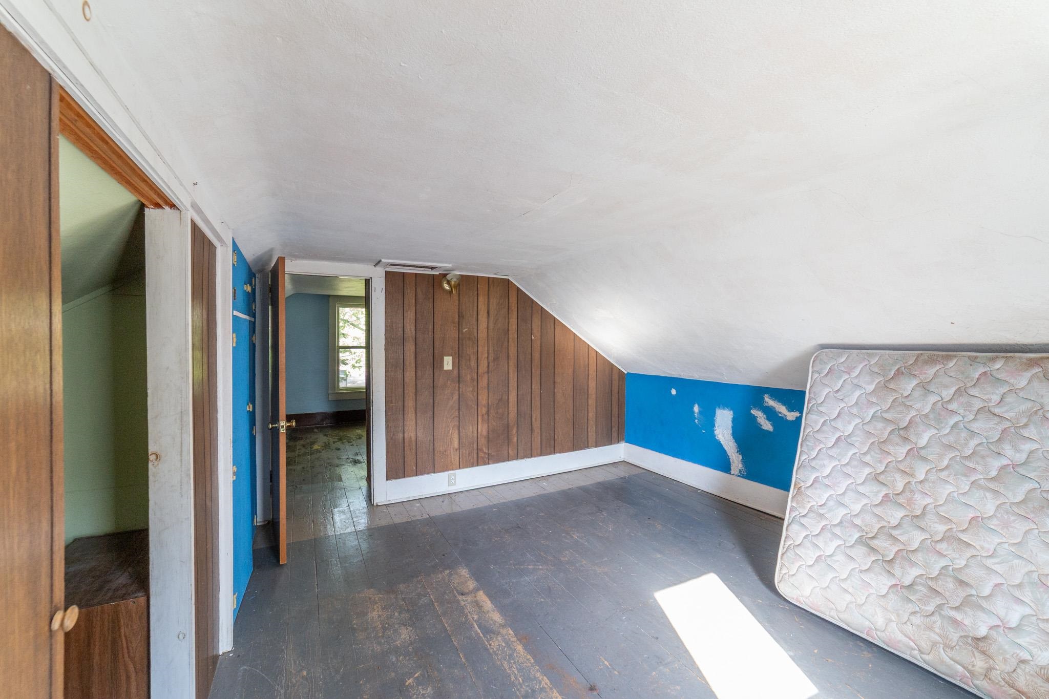 310 N Maple Avenue Property Photo 33