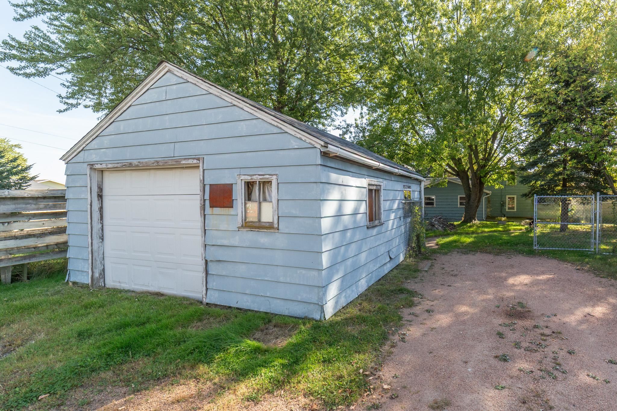 310 N Maple Avenue Property Photo 40