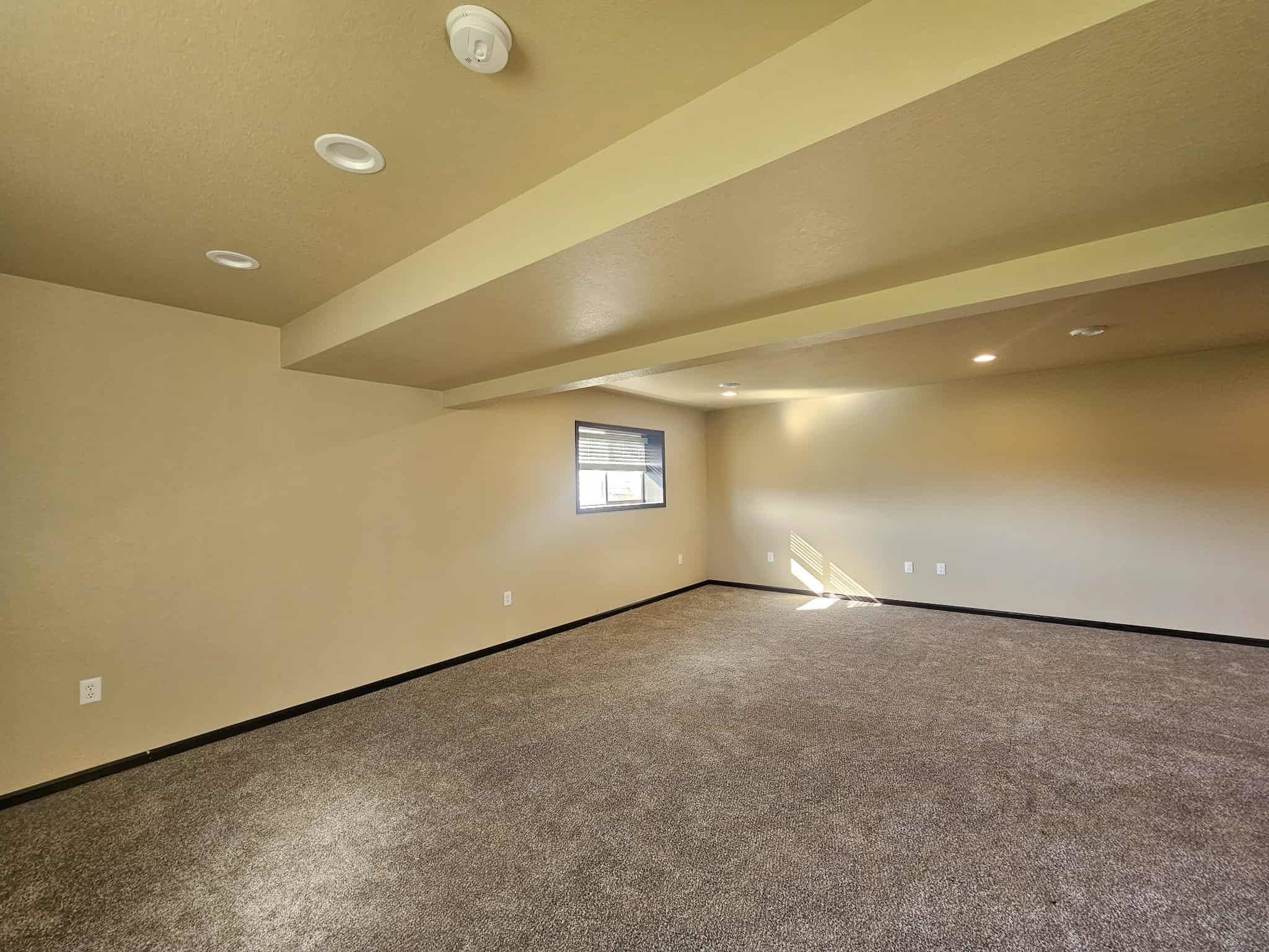 815 W Roberts Street Property Photo 14