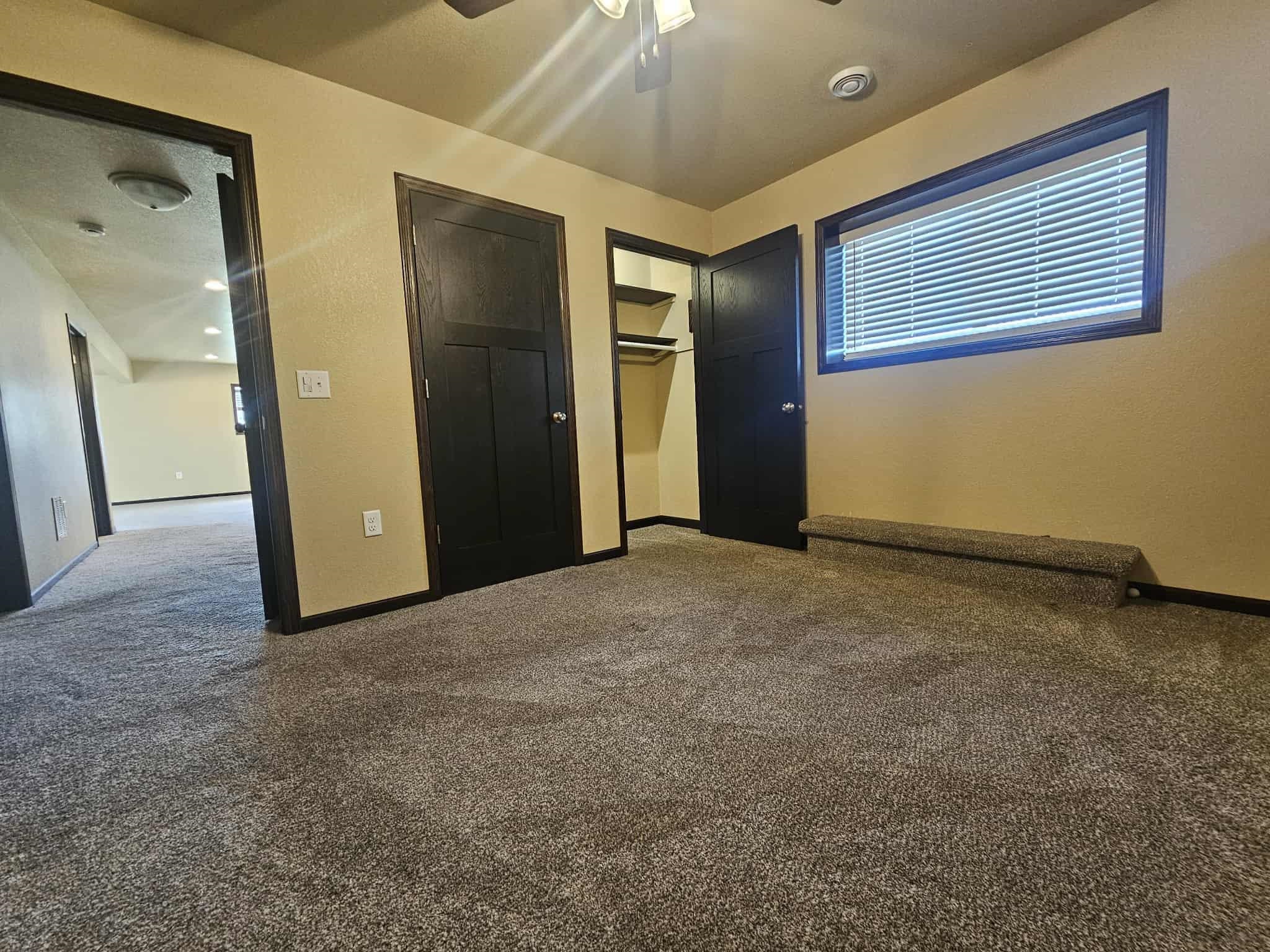 815 W Roberts Street Property Photo 16