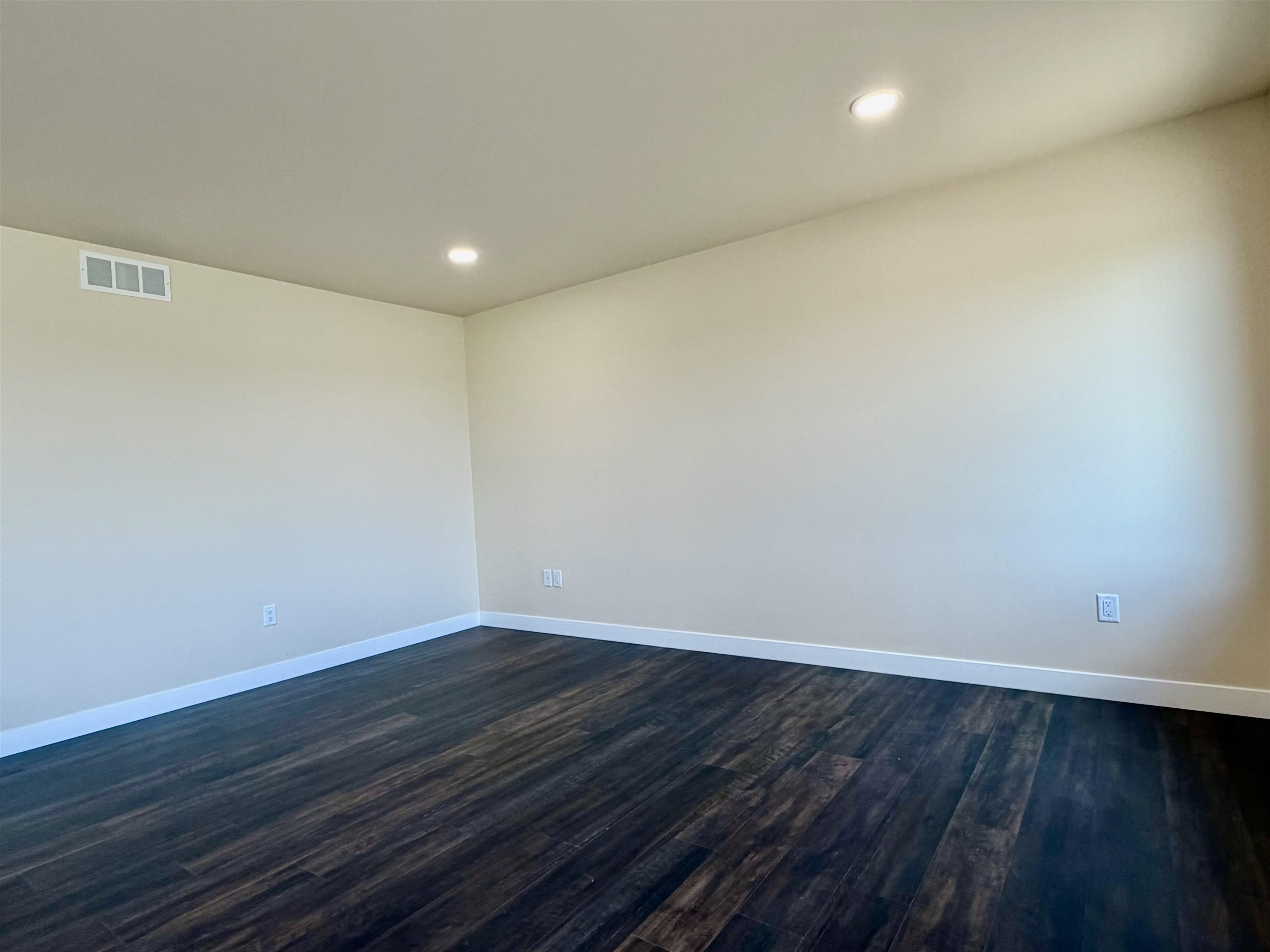 404 S Birch Avenue Property Photo 38