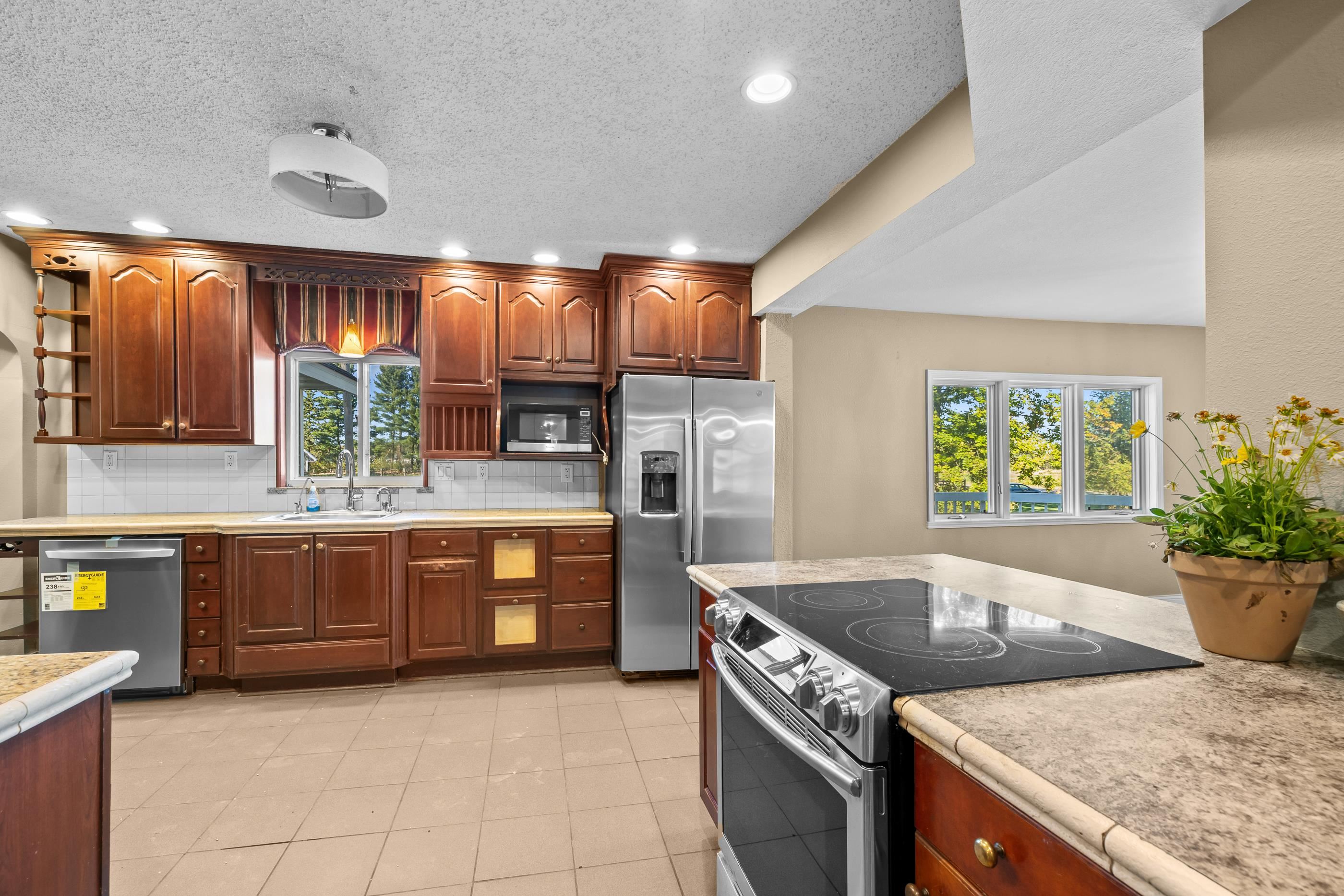 10145 Washington Avenue Property Photo 8