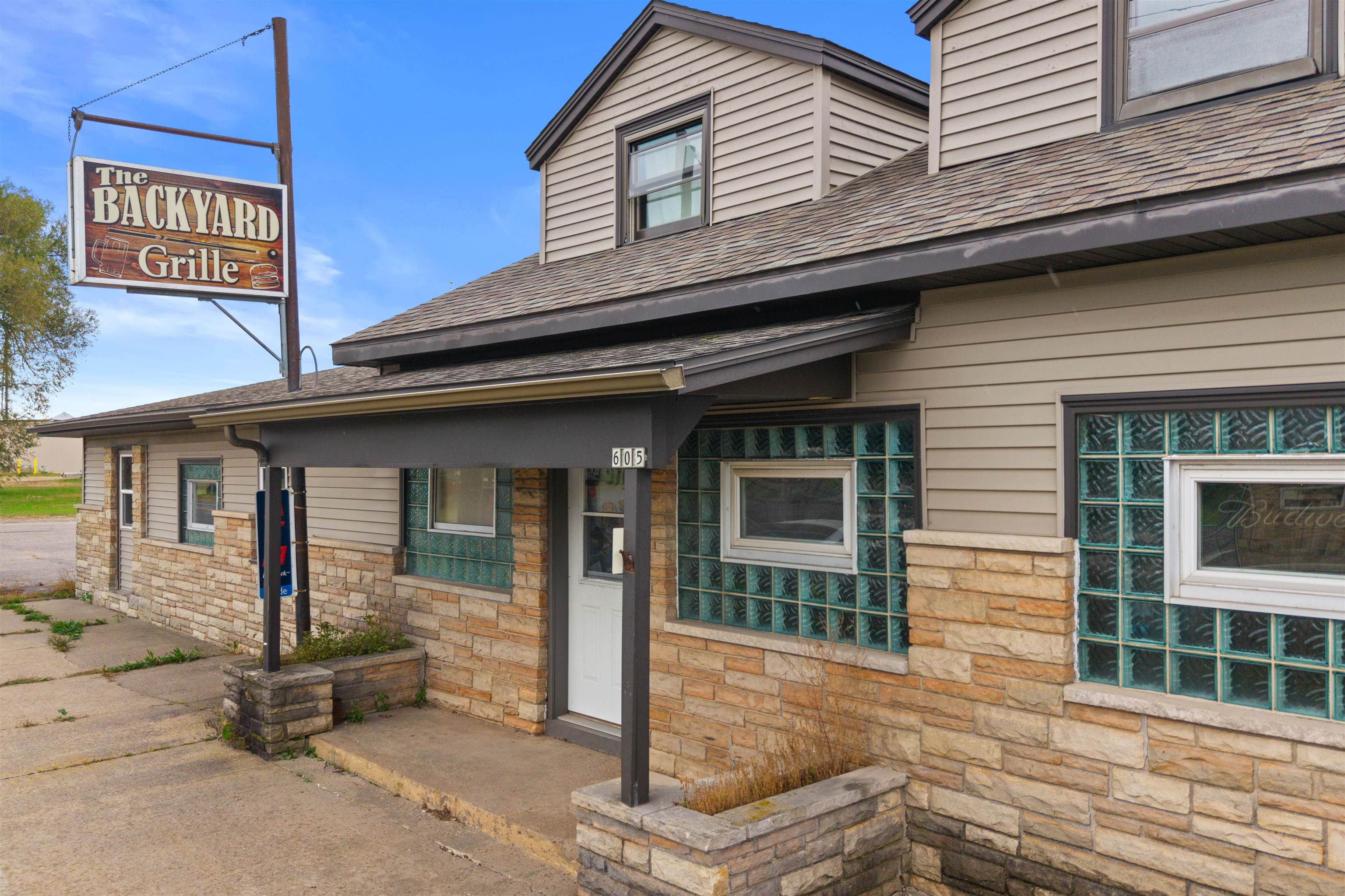 6805 State Highway 66 Property Photo 1