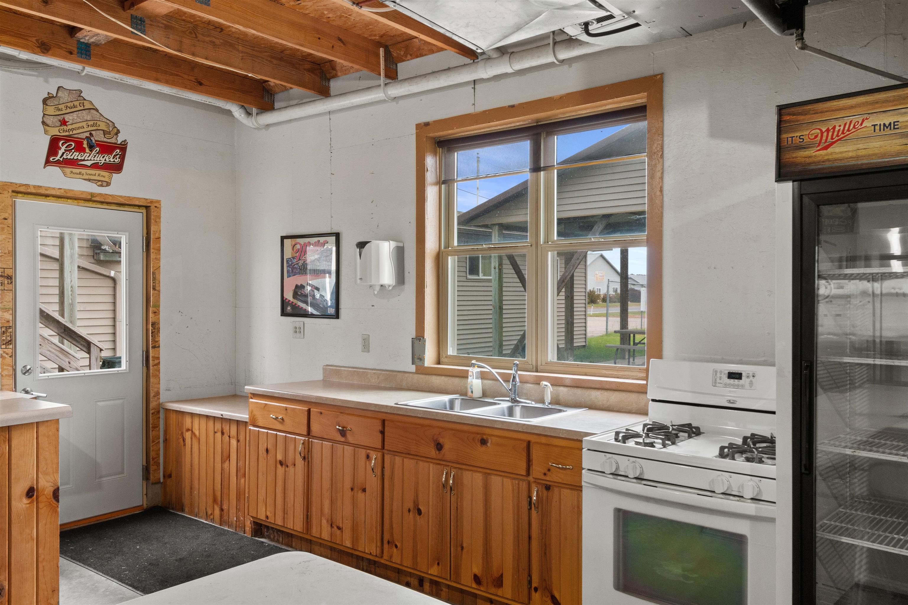 6805 State Highway 66 Property Photo 23