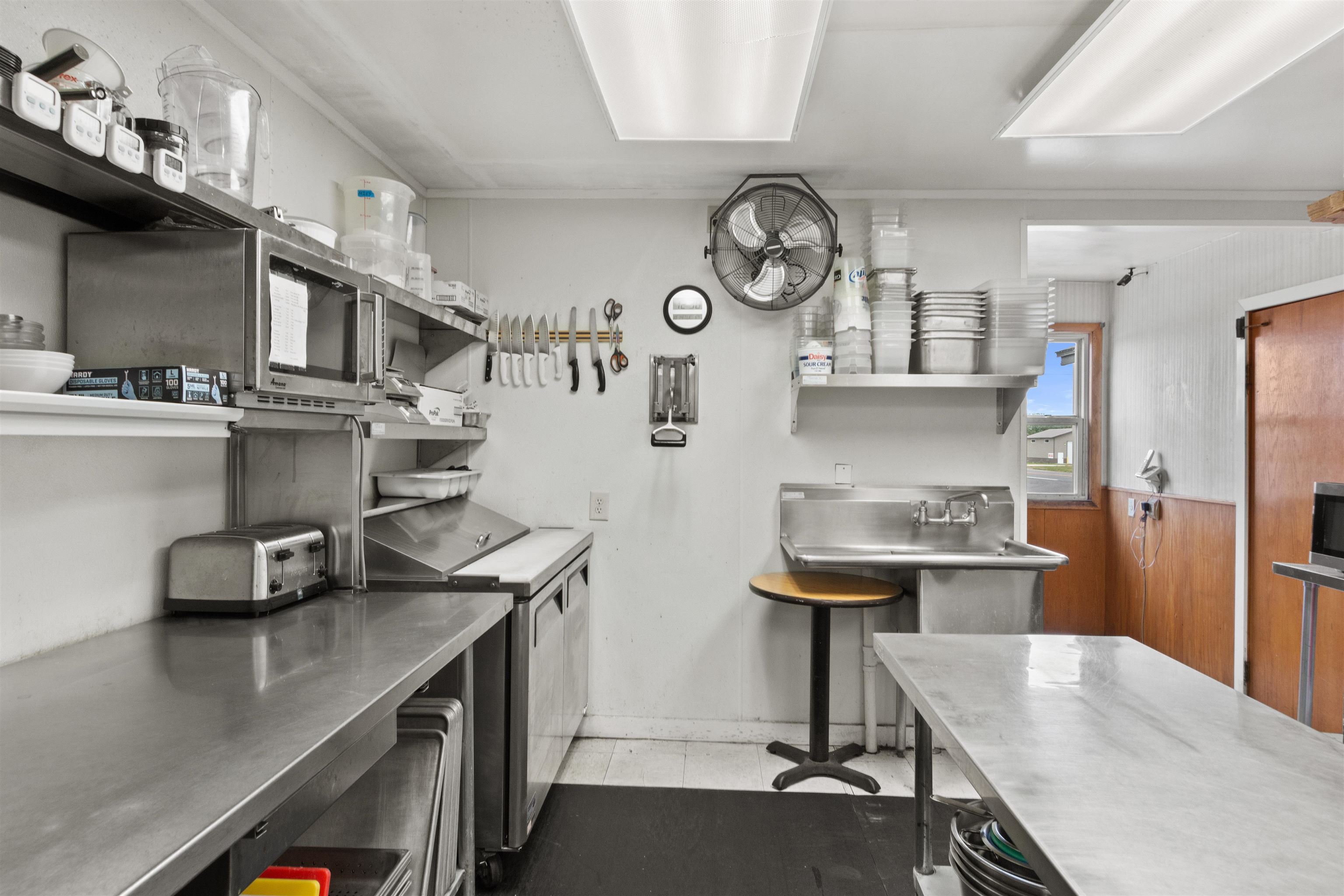 6805 State Highway 66 Property Photo 28