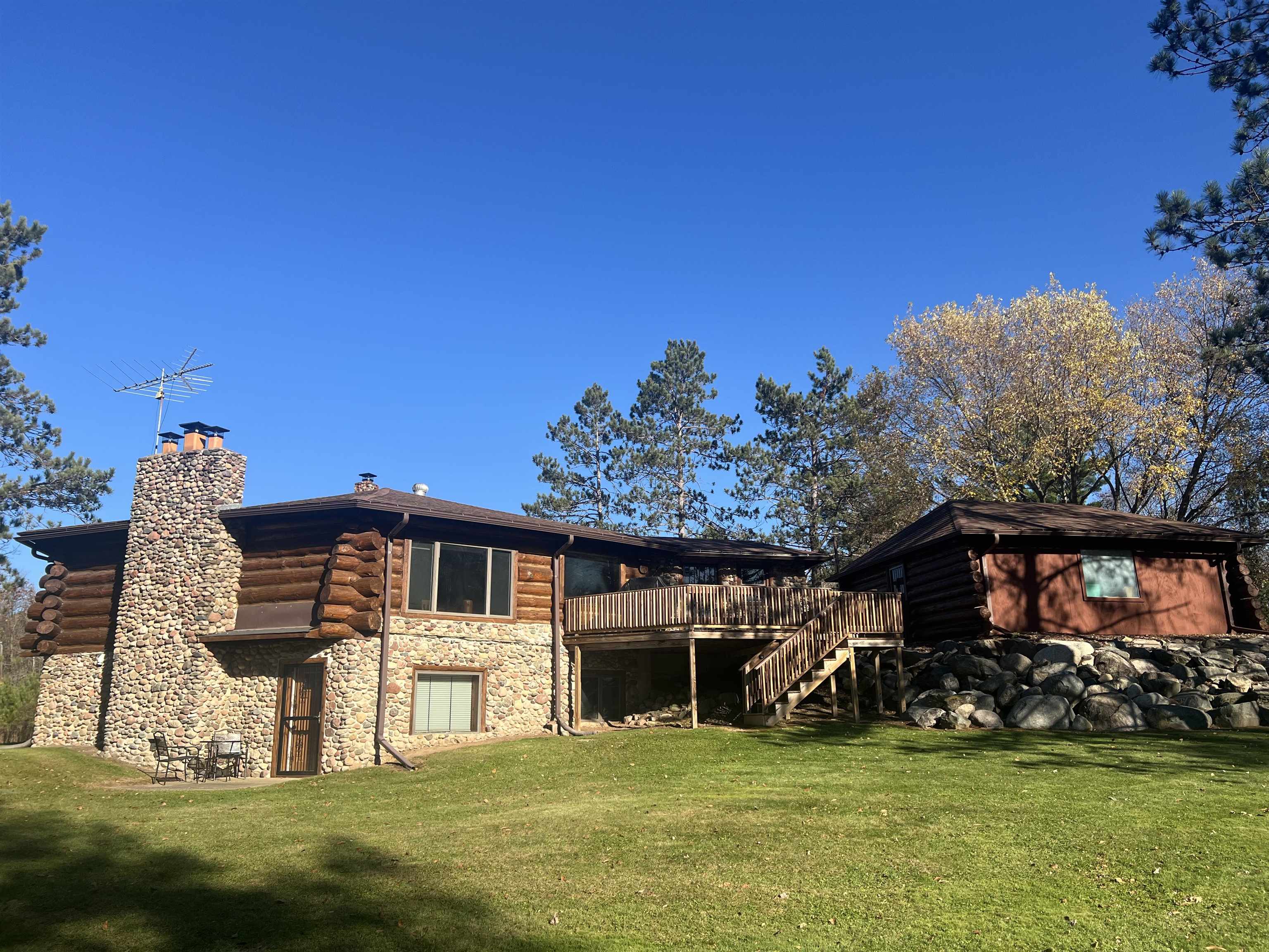 N8253 County Road V Property Photo 1