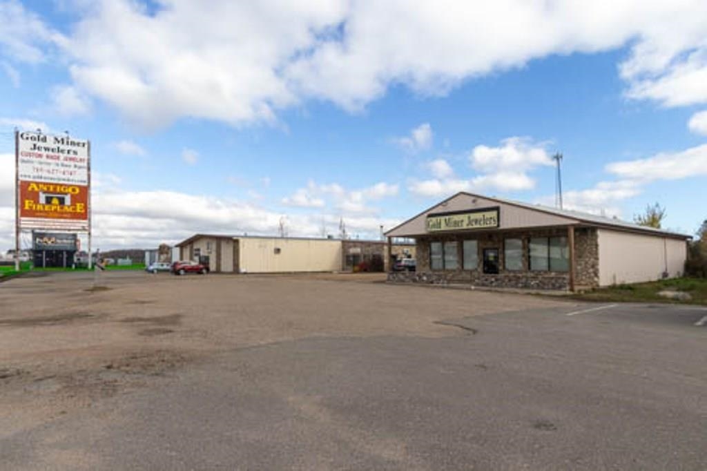 2737 Highway 45 Property Photo 3