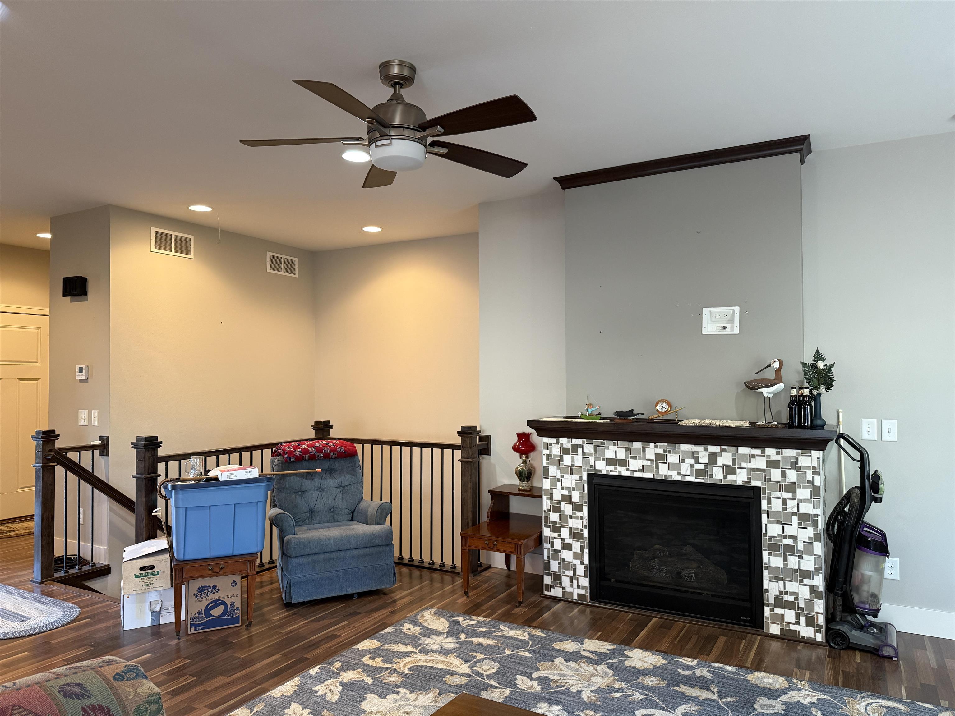 2911 Tuscany Way Property Photo 22