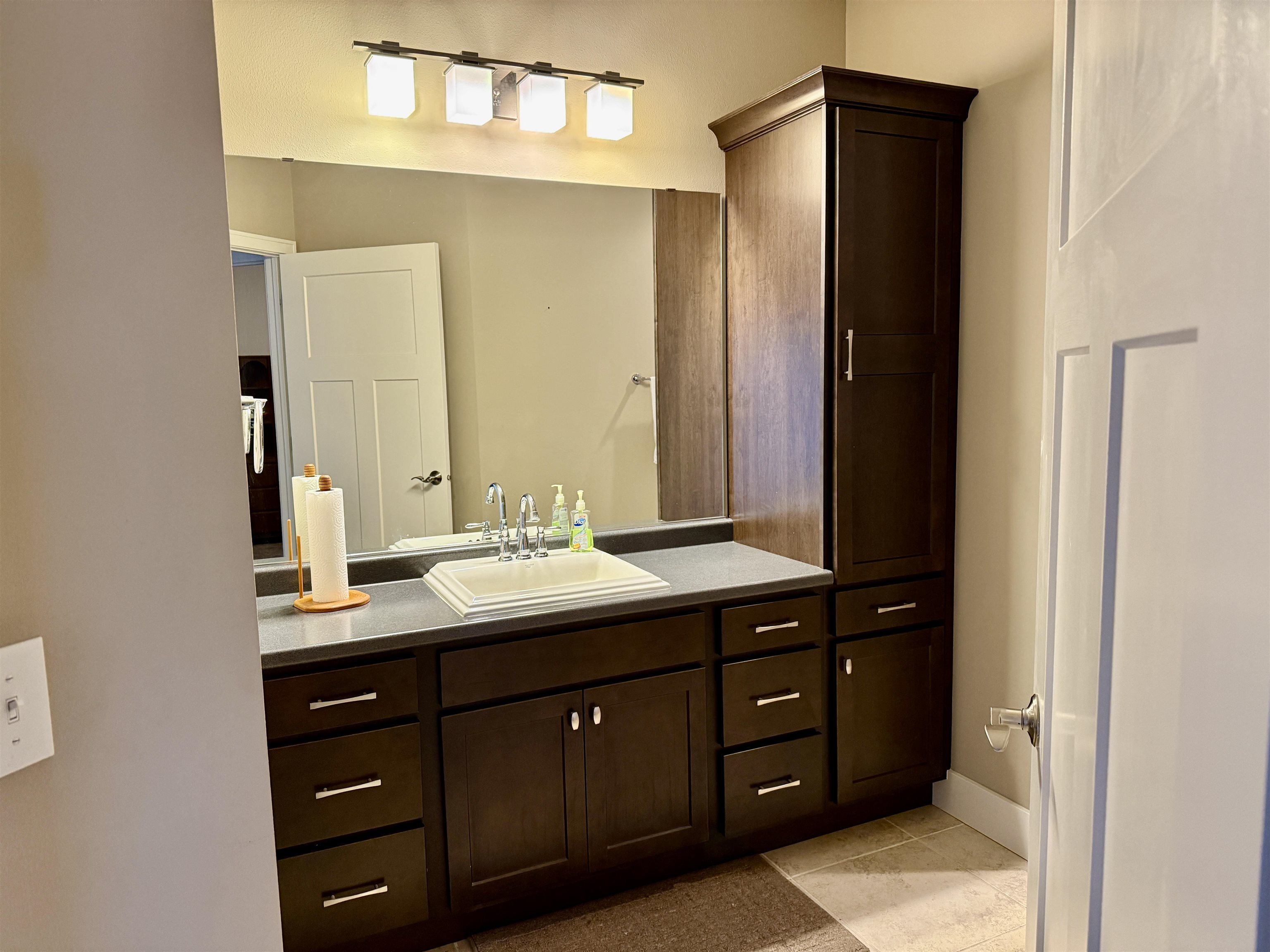 2911 Tuscany Way Property Photo 26