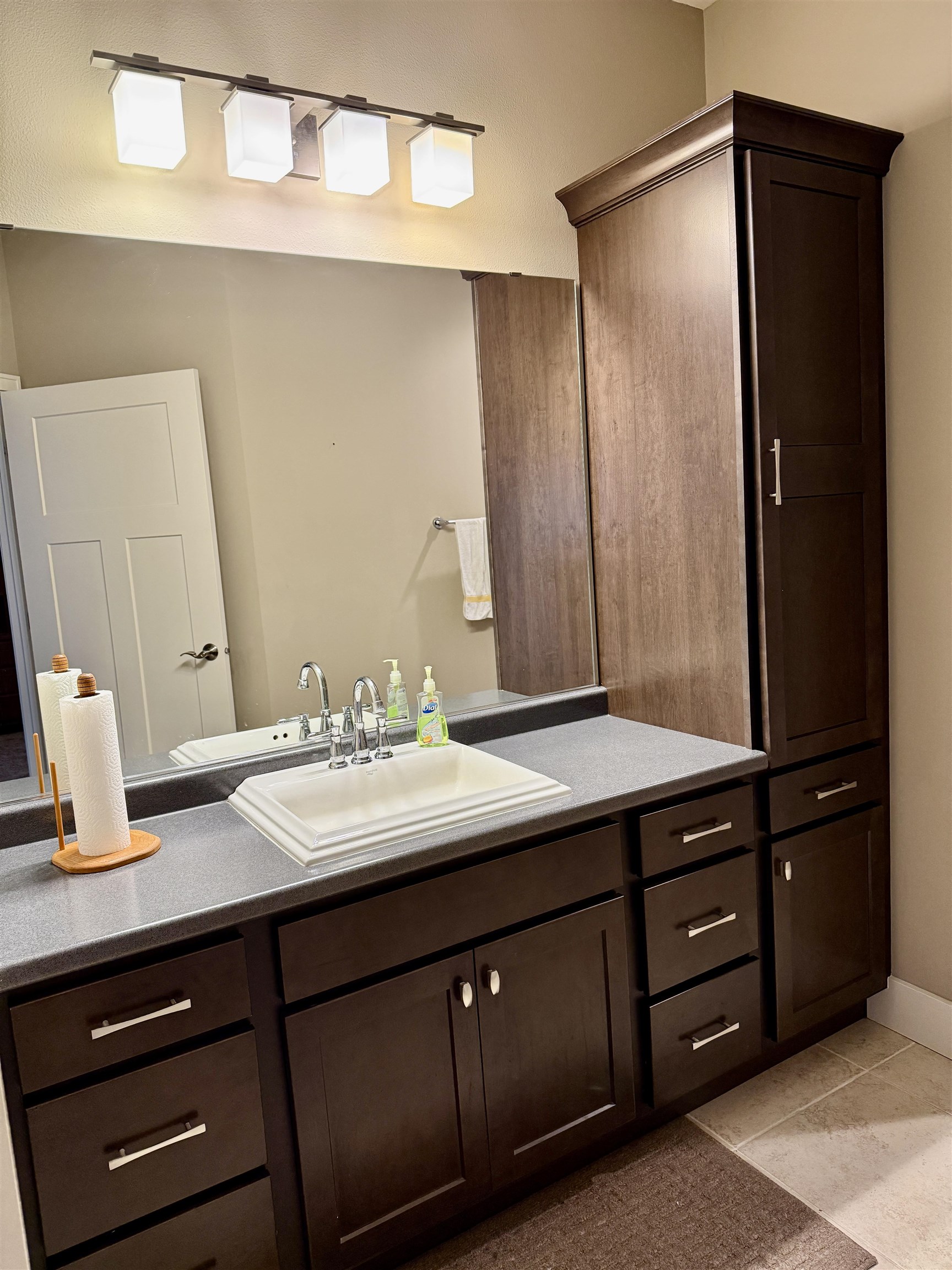 2911 Tuscany Way Property Photo 30