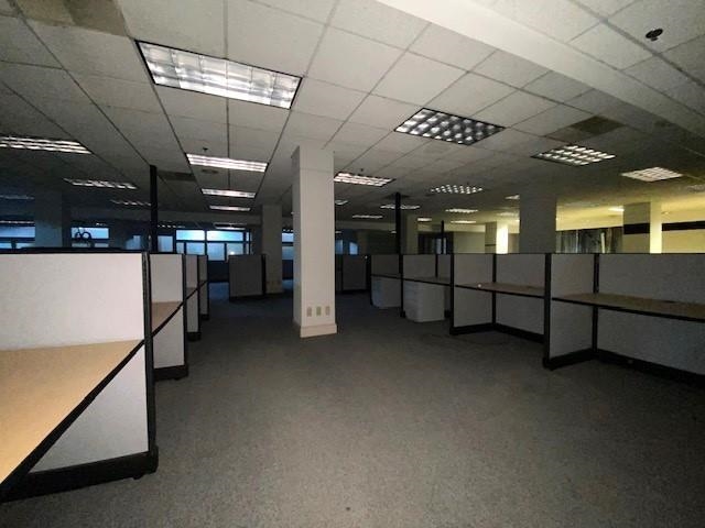 1408 Strongs Avenue Property Photo 10