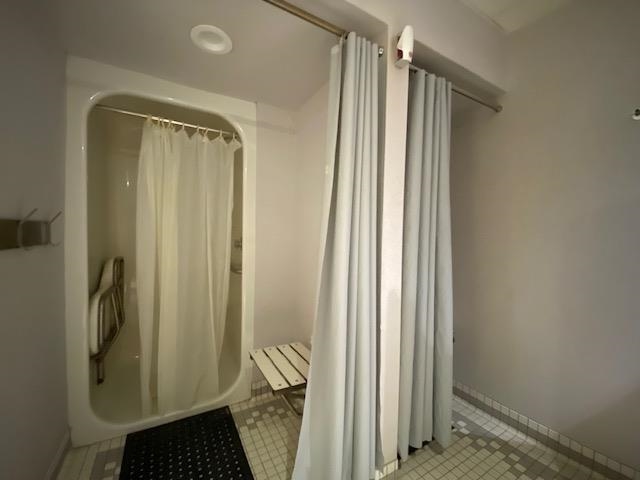 1408 Strongs Avenue Property Photo 16