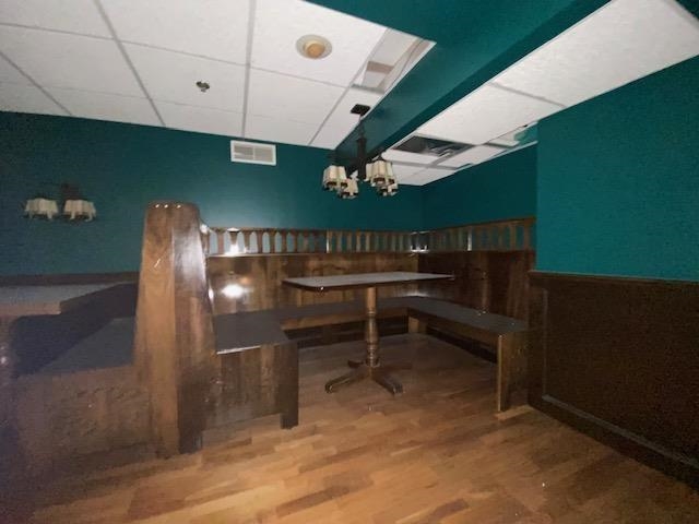 1408 Strongs Avenue Property Photo 26