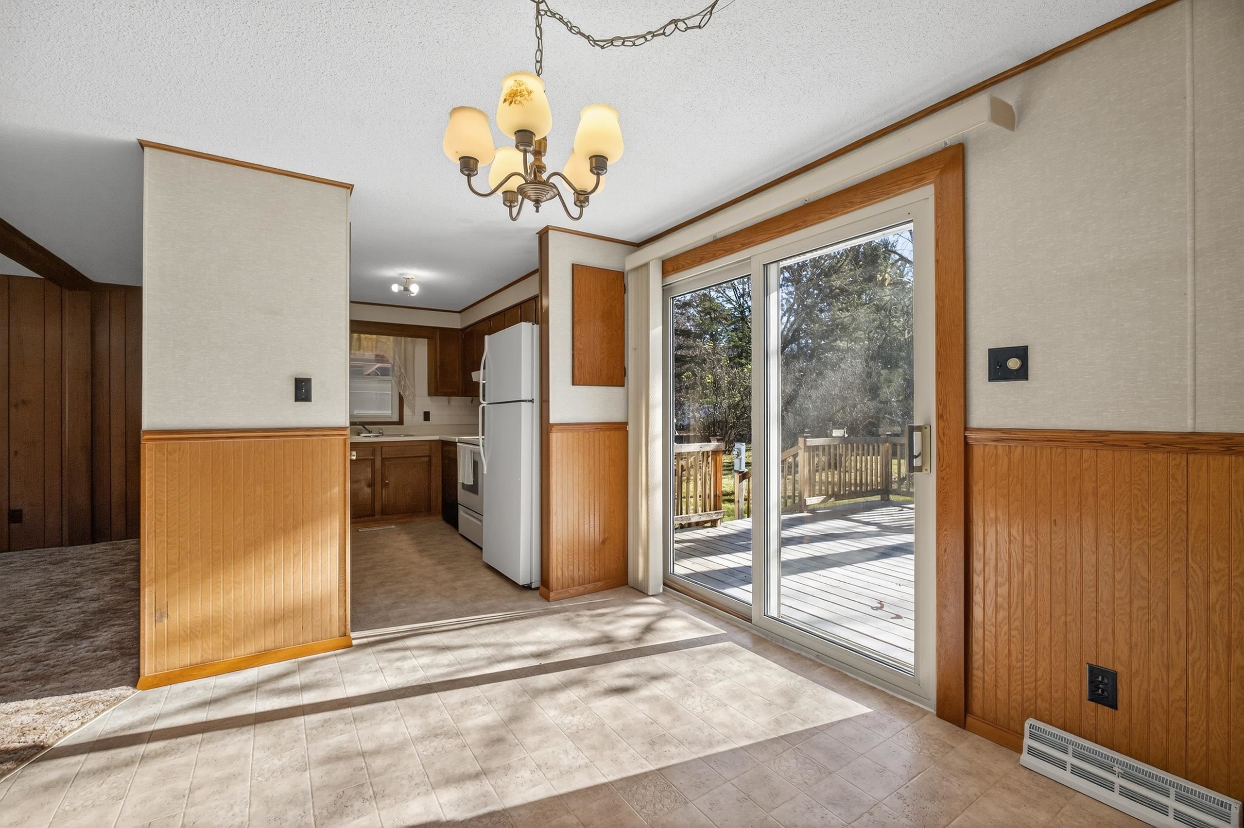 4555 Lynn Hill Road Property Photo 7