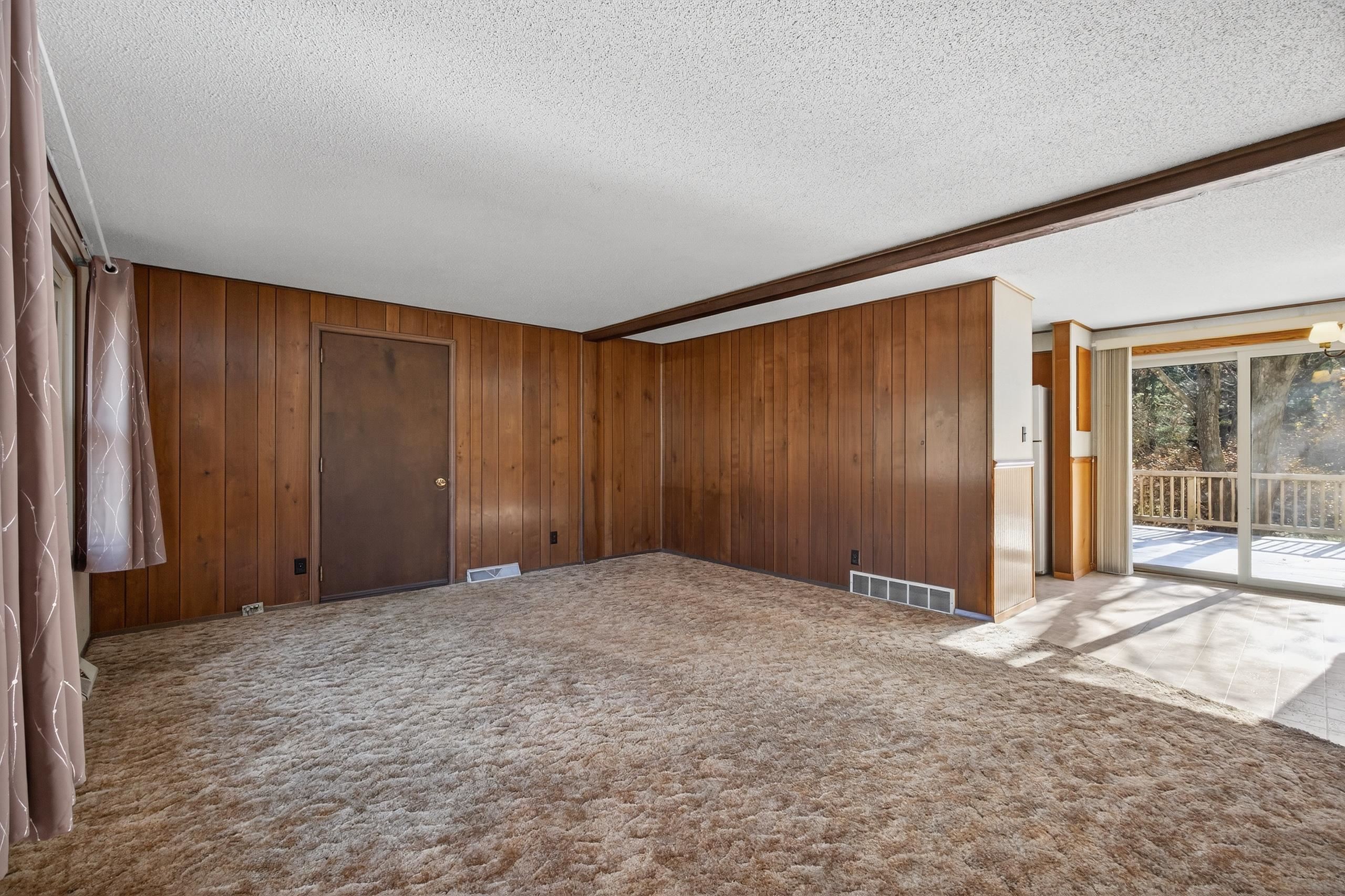 4555 Lynn Hill Road Property Photo 15