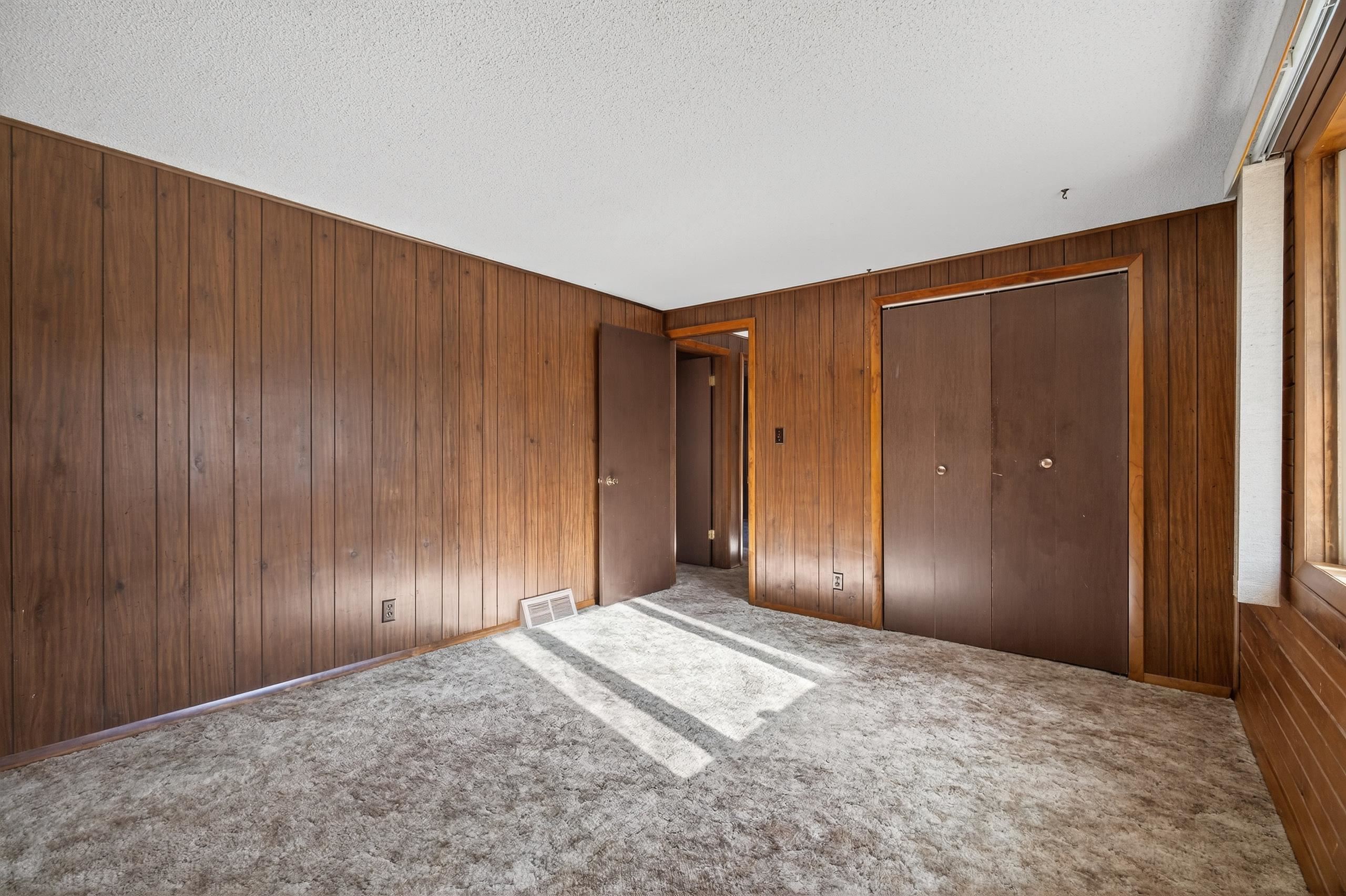 4555 Lynn Hill Road Property Photo 18