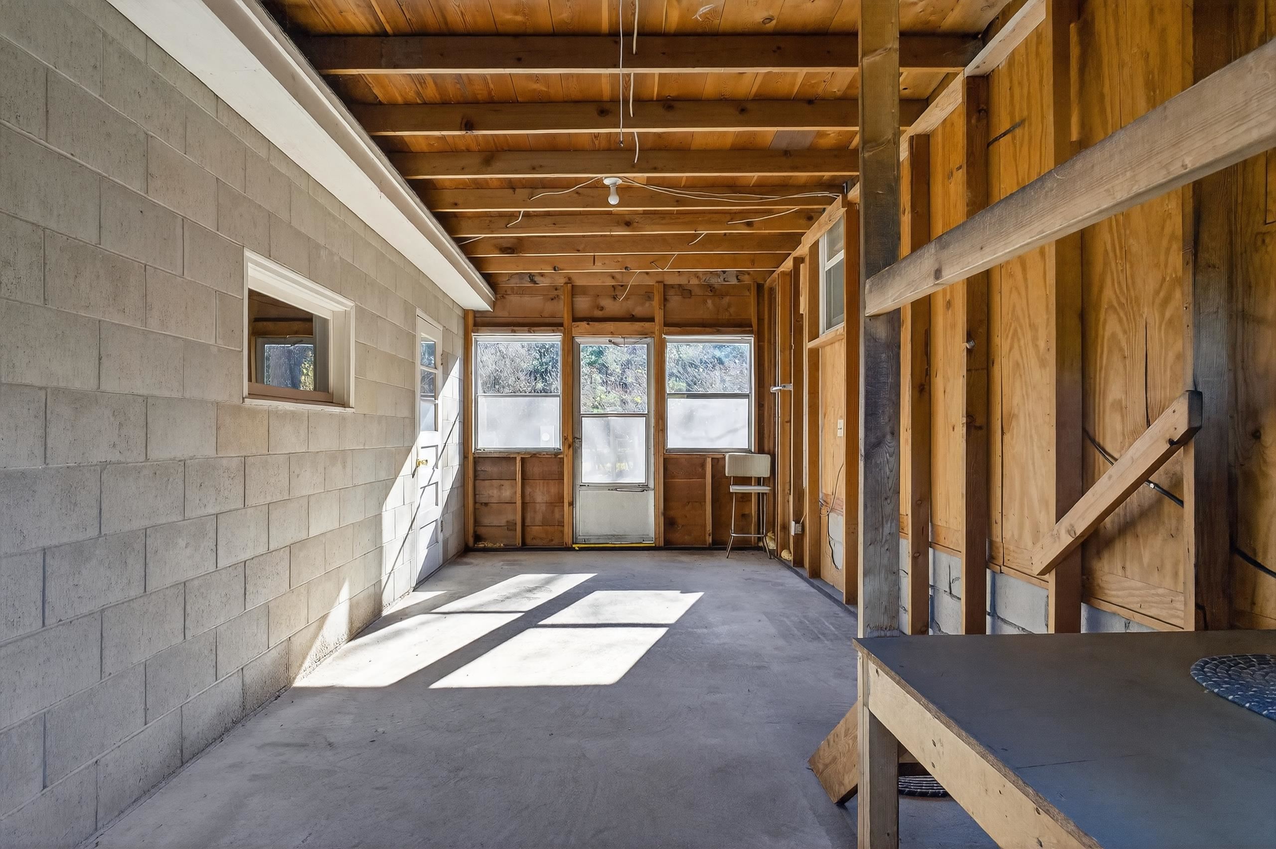 4555 Lynn Hill Road Property Photo 28