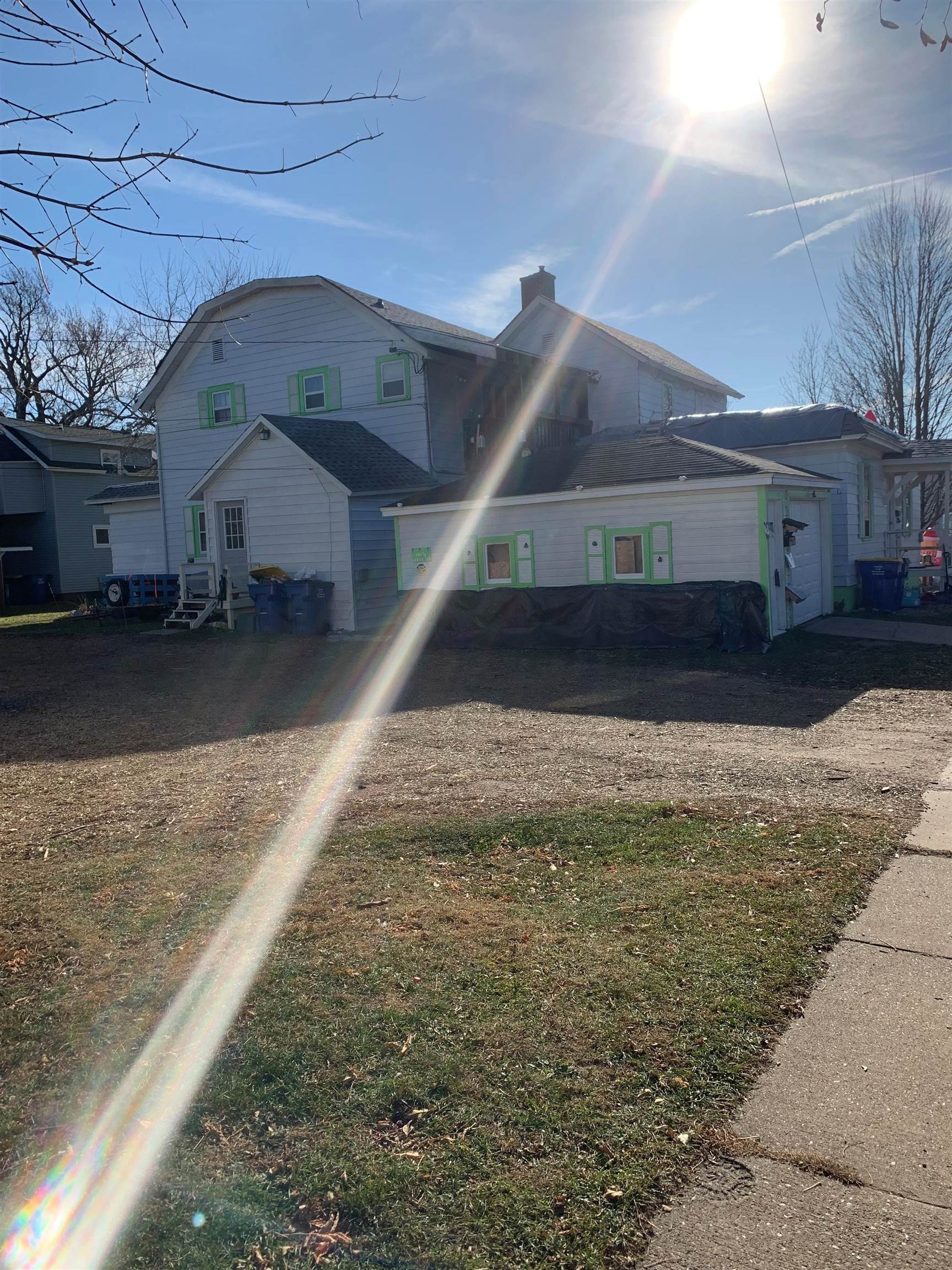 200 E 3rd Street Property Photo 6