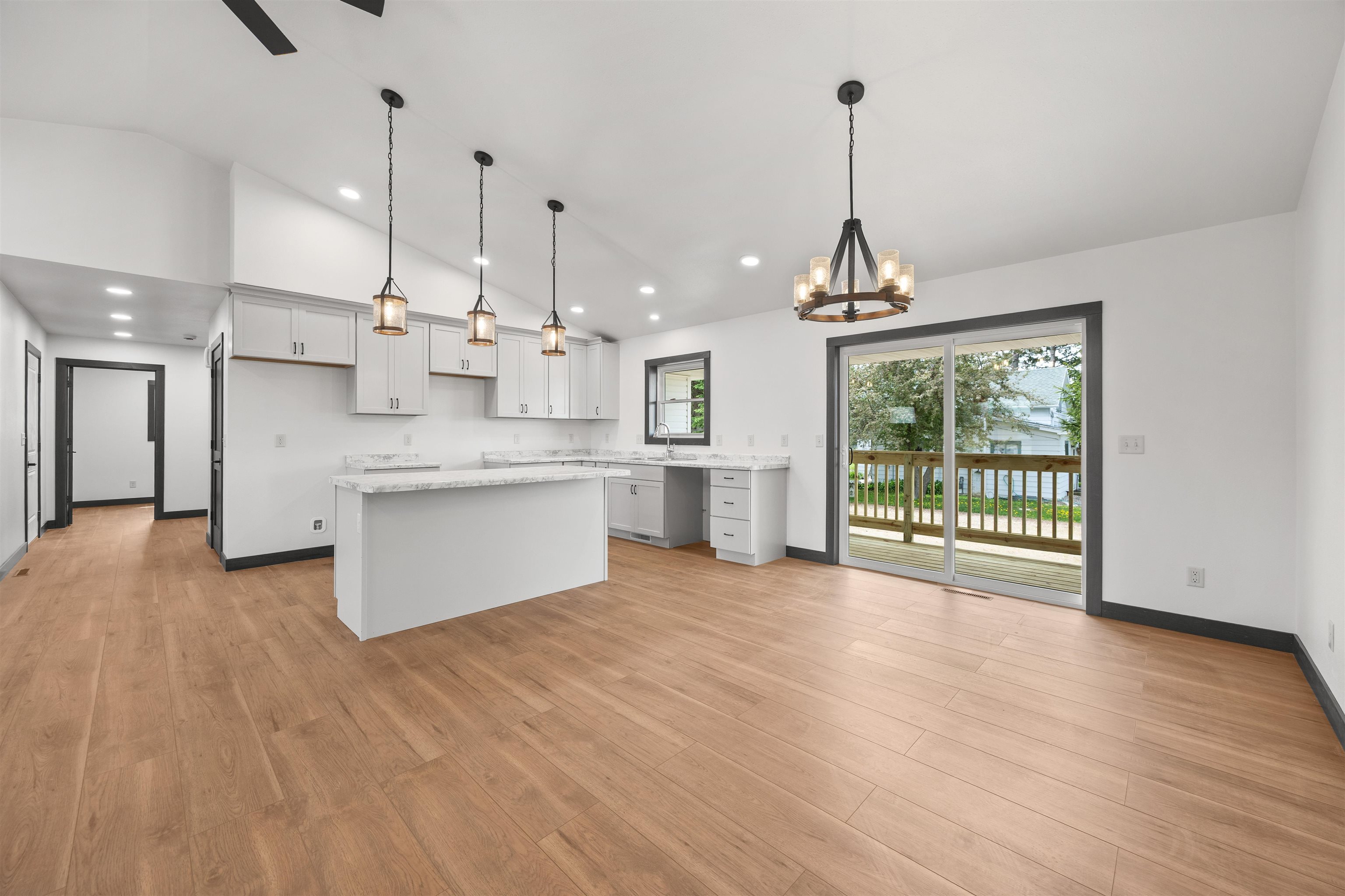 340 Second Street Property Photo 6