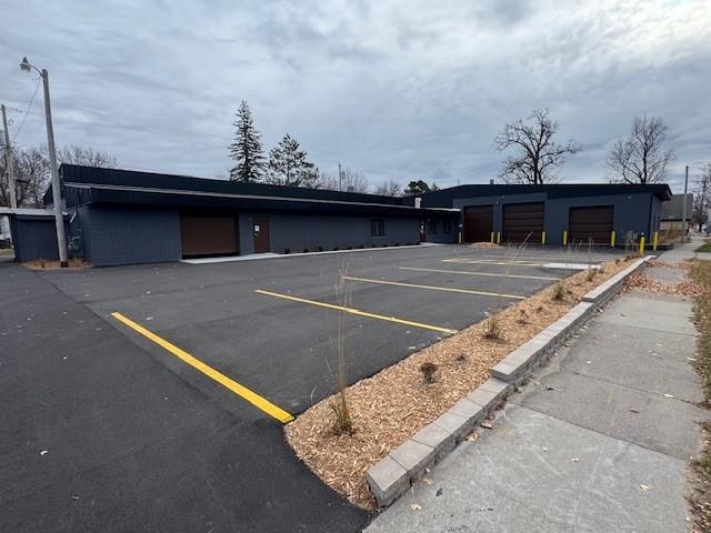 2105 N 6TH STREET Property Photo 1