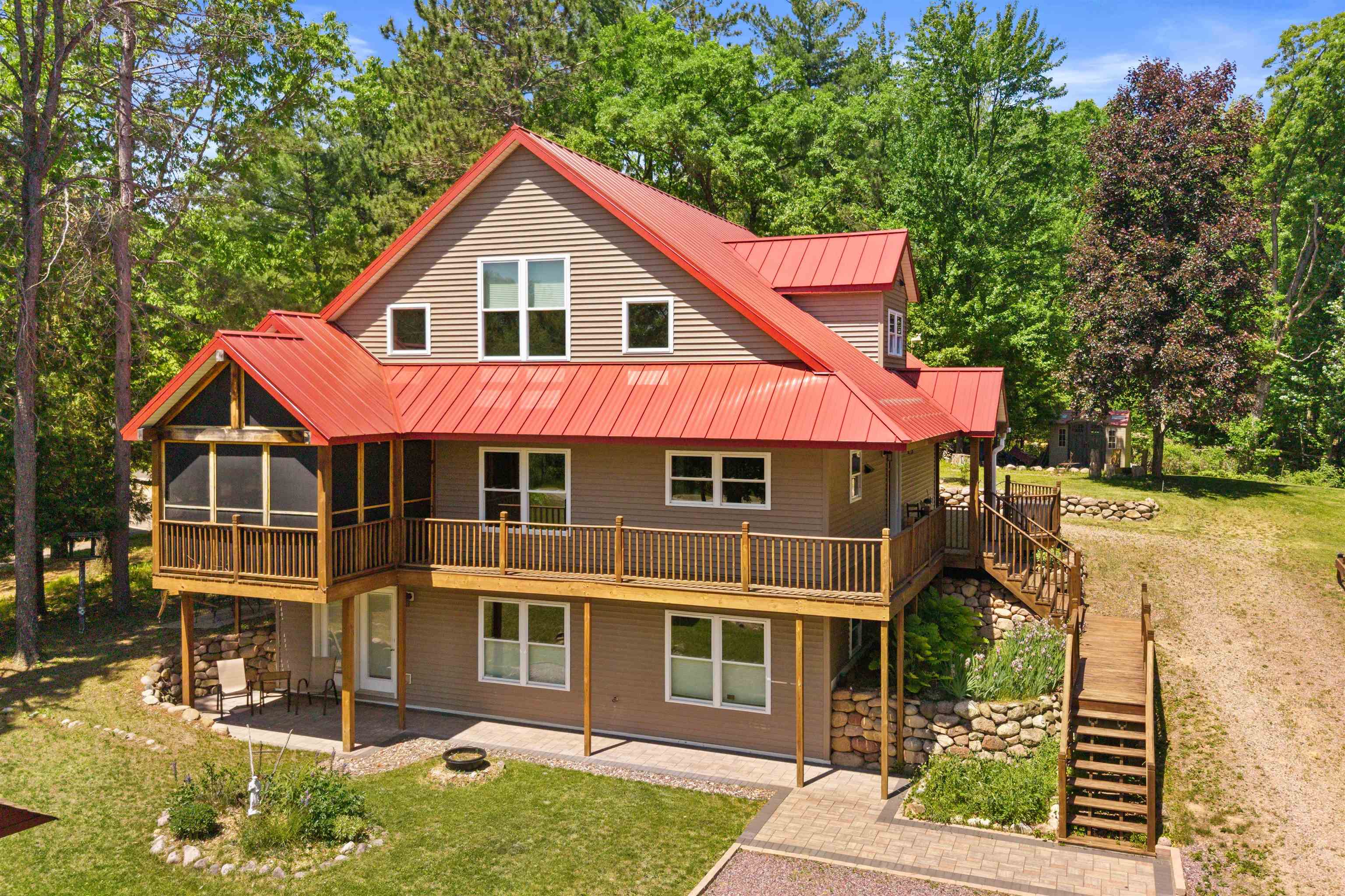 8840 Spring Lake Road Property Photo 3