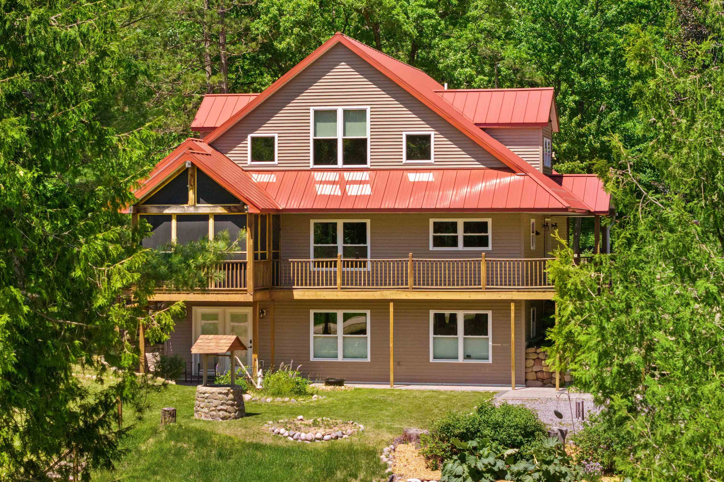 8840 Spring Lake Road Property Photo 4