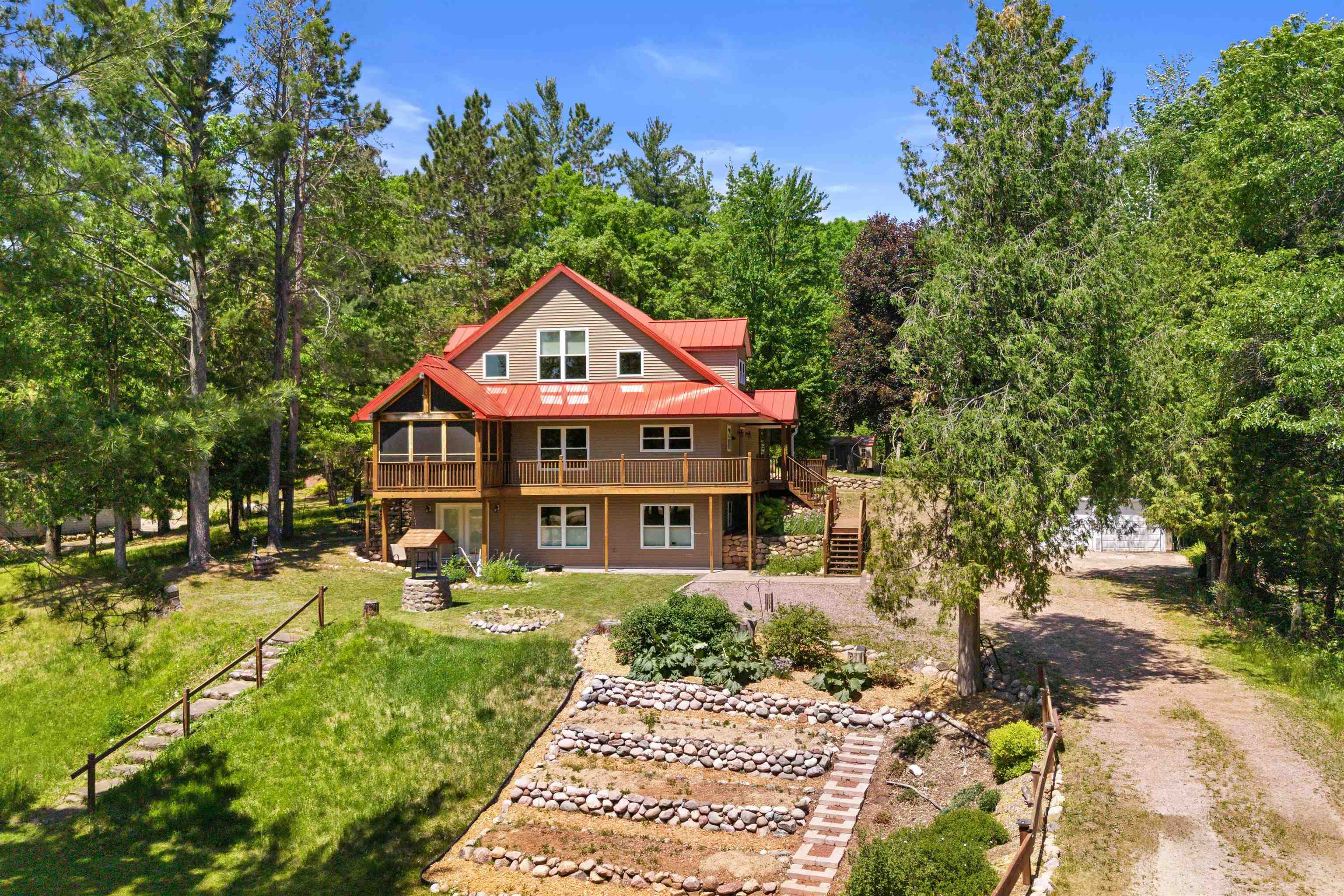 8840 Spring Lake Road Property Photo 6