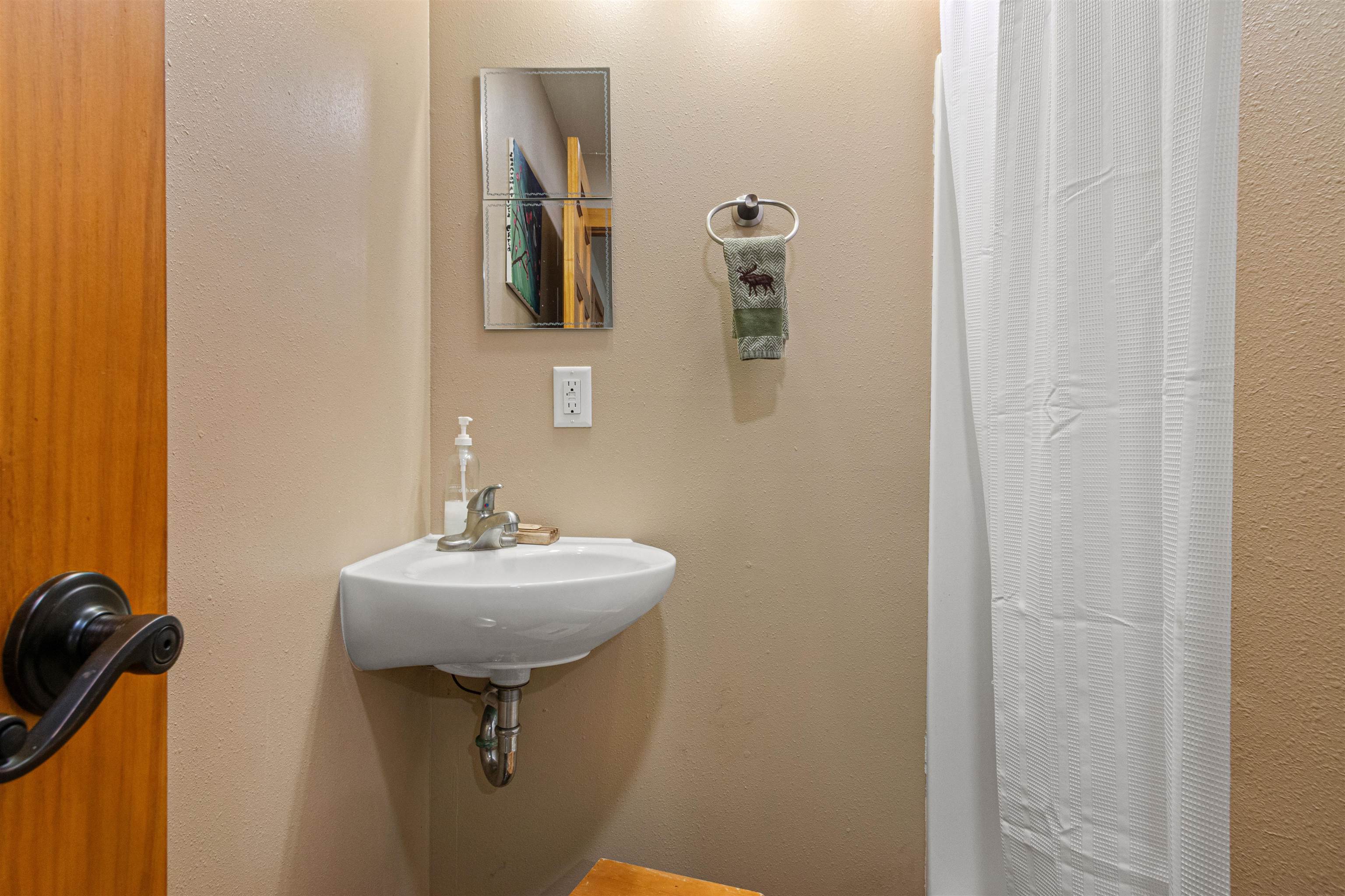 8840 Spring Lake Road Property Photo 47