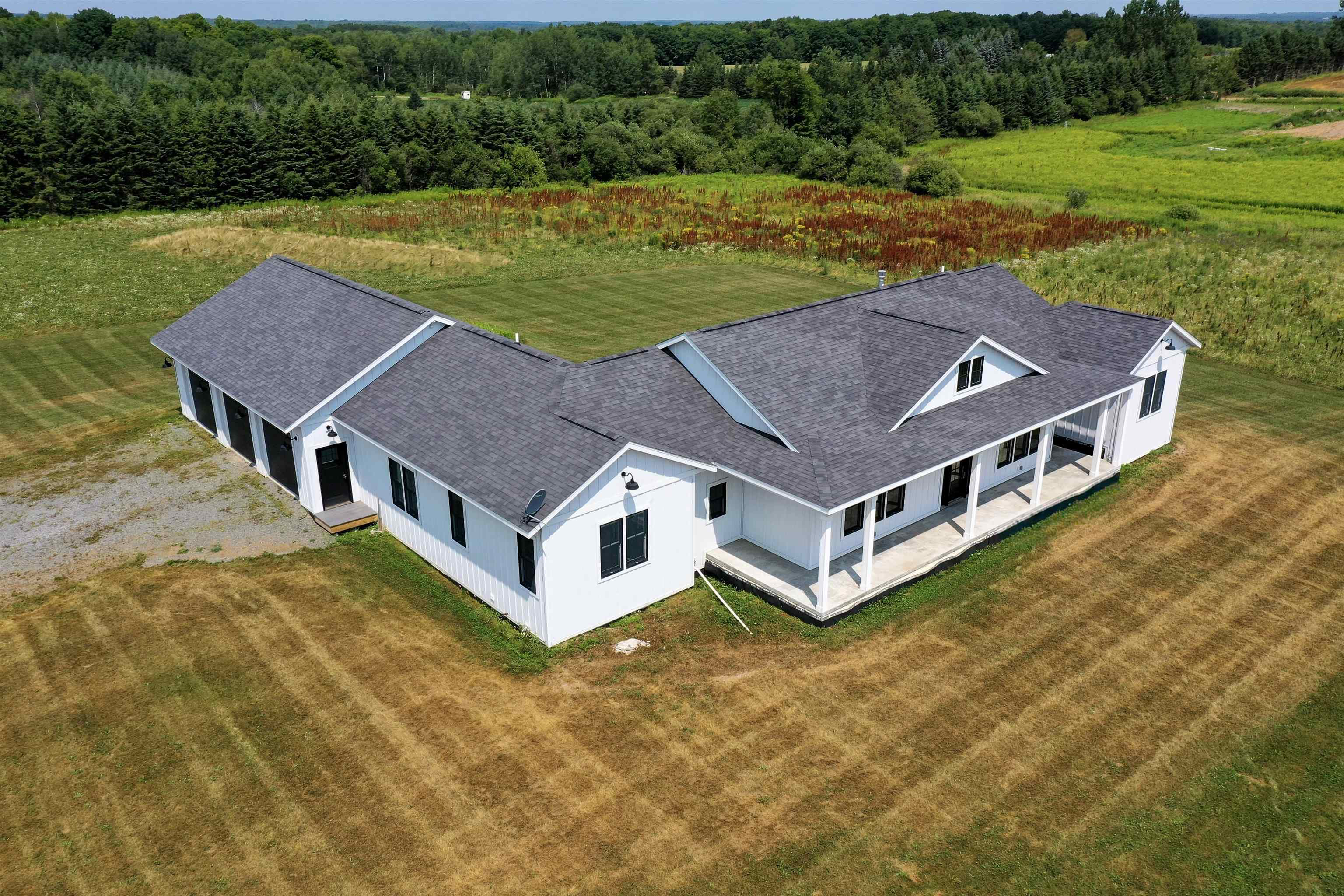 124236 Kohl Road Property Photo 1