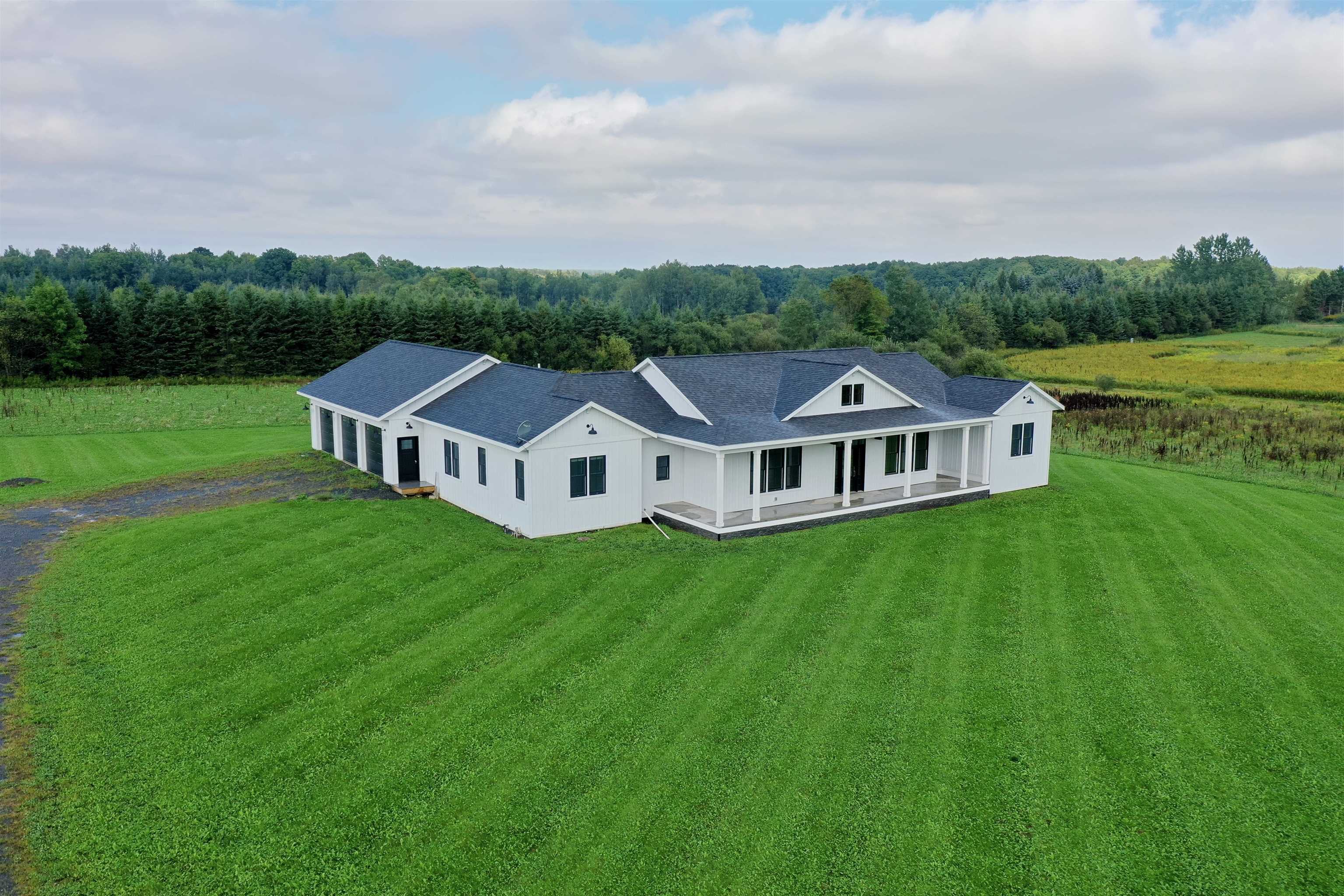 124236 Kohl Road Property Photo 1